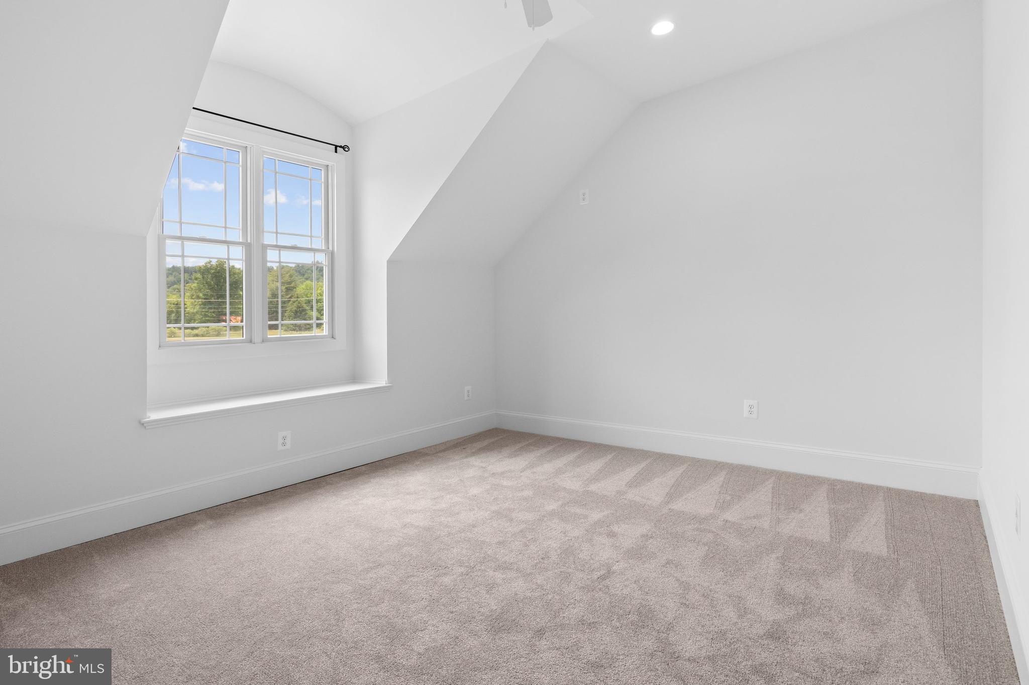 LONGMOOR FARM ESTATES - Residential