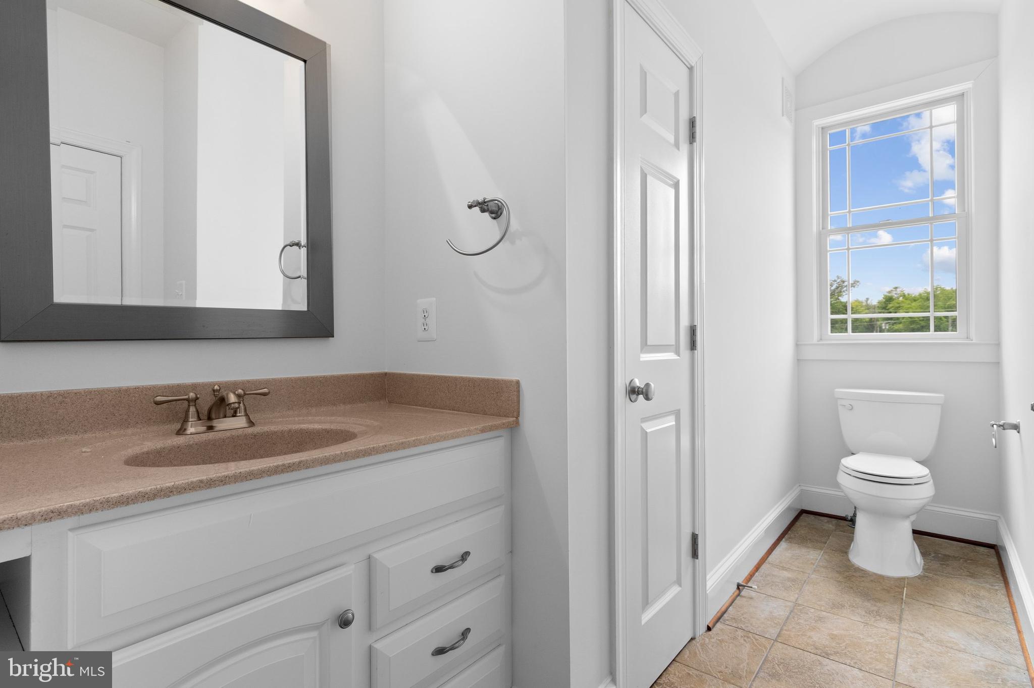 LONGMOOR FARM ESTATES - Residential