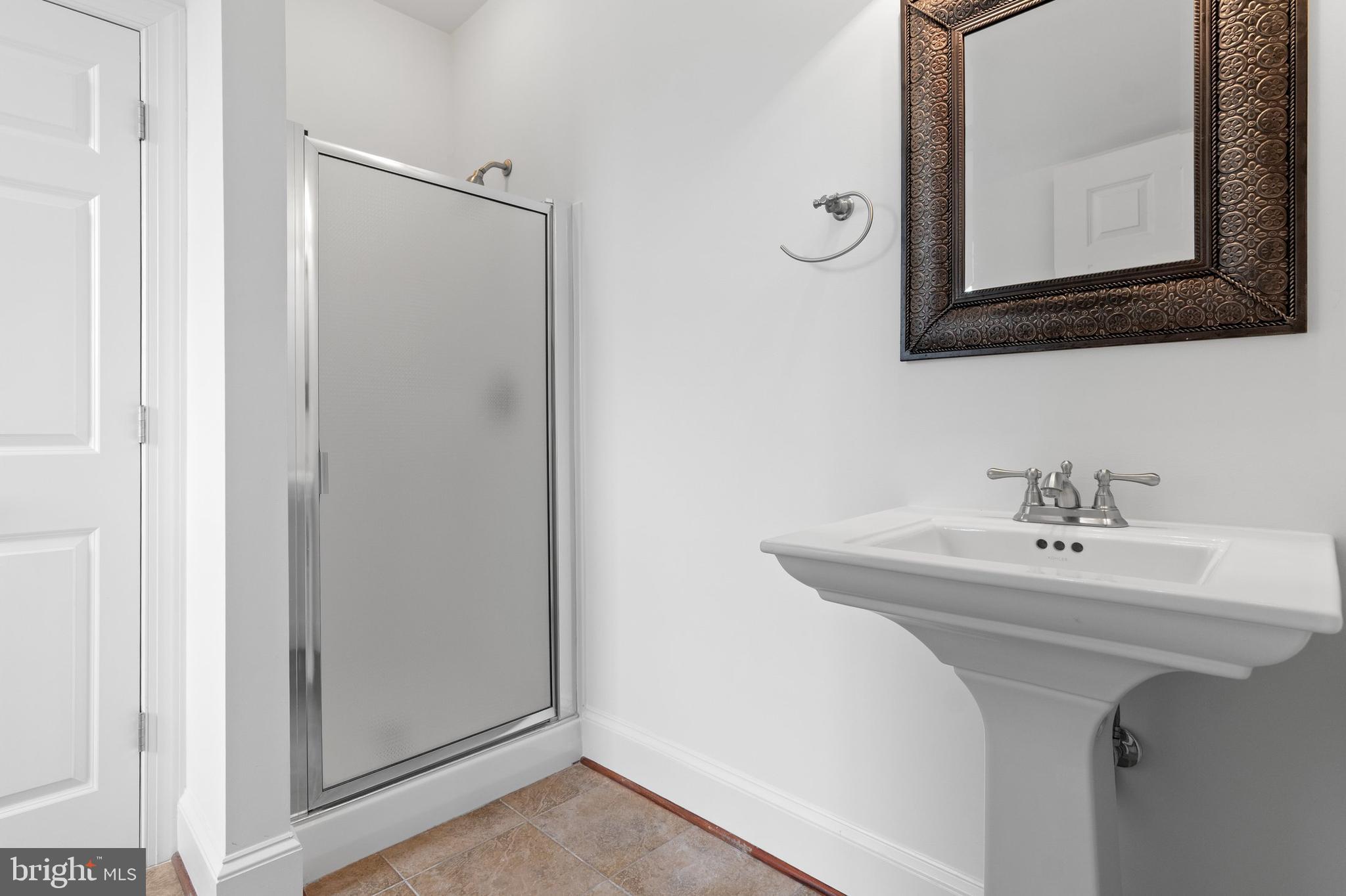 LONGMOOR FARM ESTATES - Residential