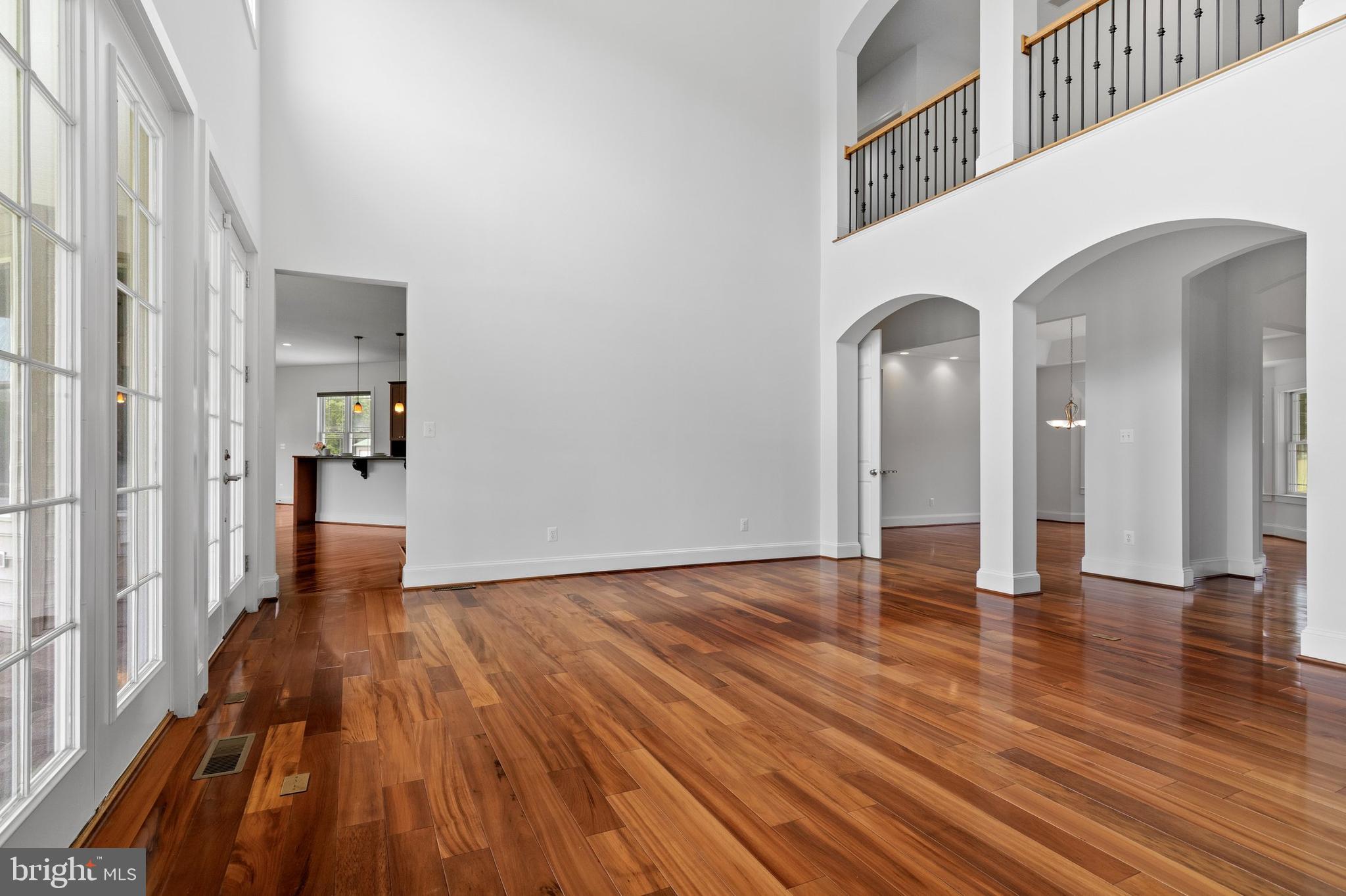 LONGMOOR FARM ESTATES - Residential