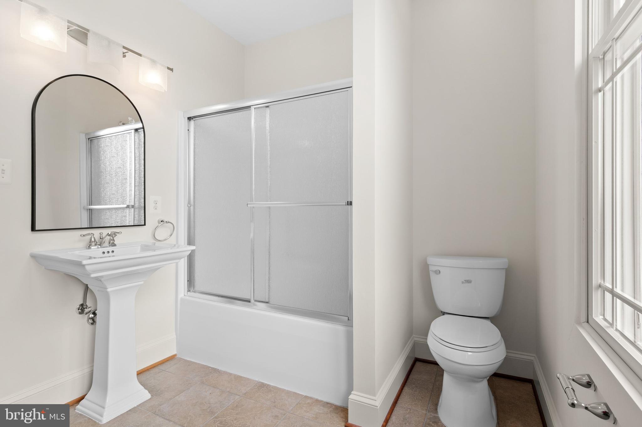 LONGMOOR FARM ESTATES - Residential