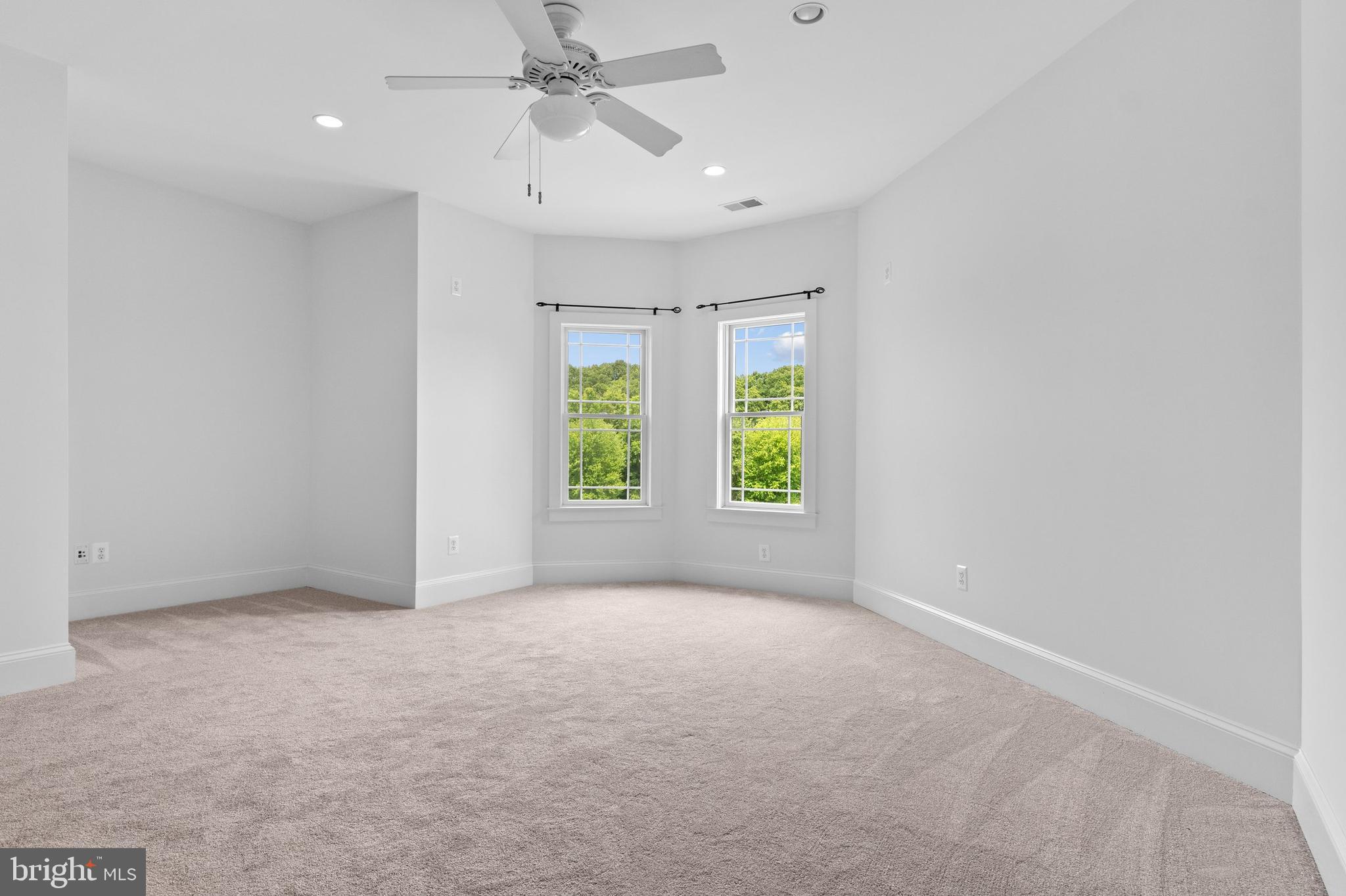 LONGMOOR FARM ESTATES - Residential