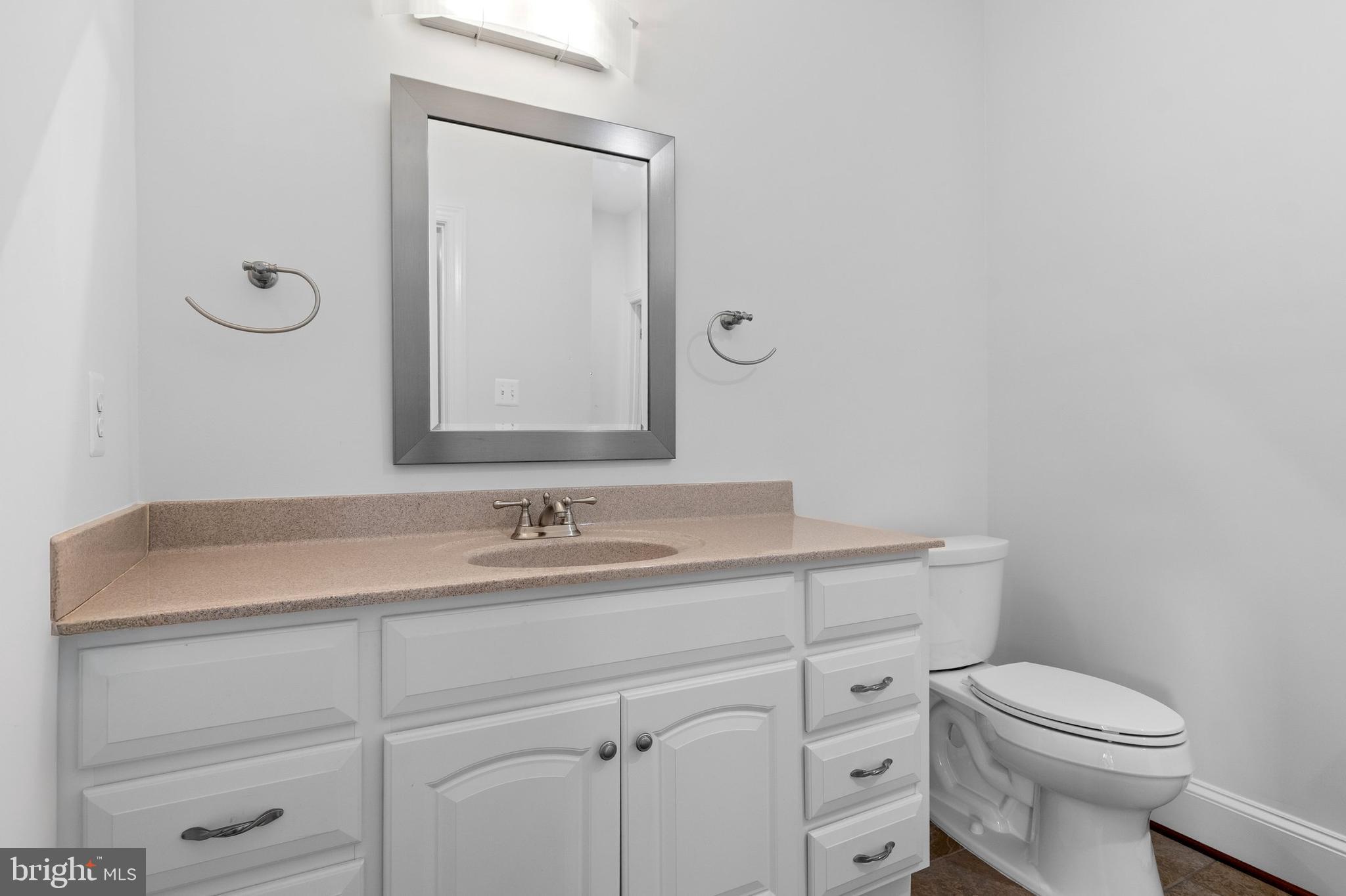 LONGMOOR FARM ESTATES - Residential