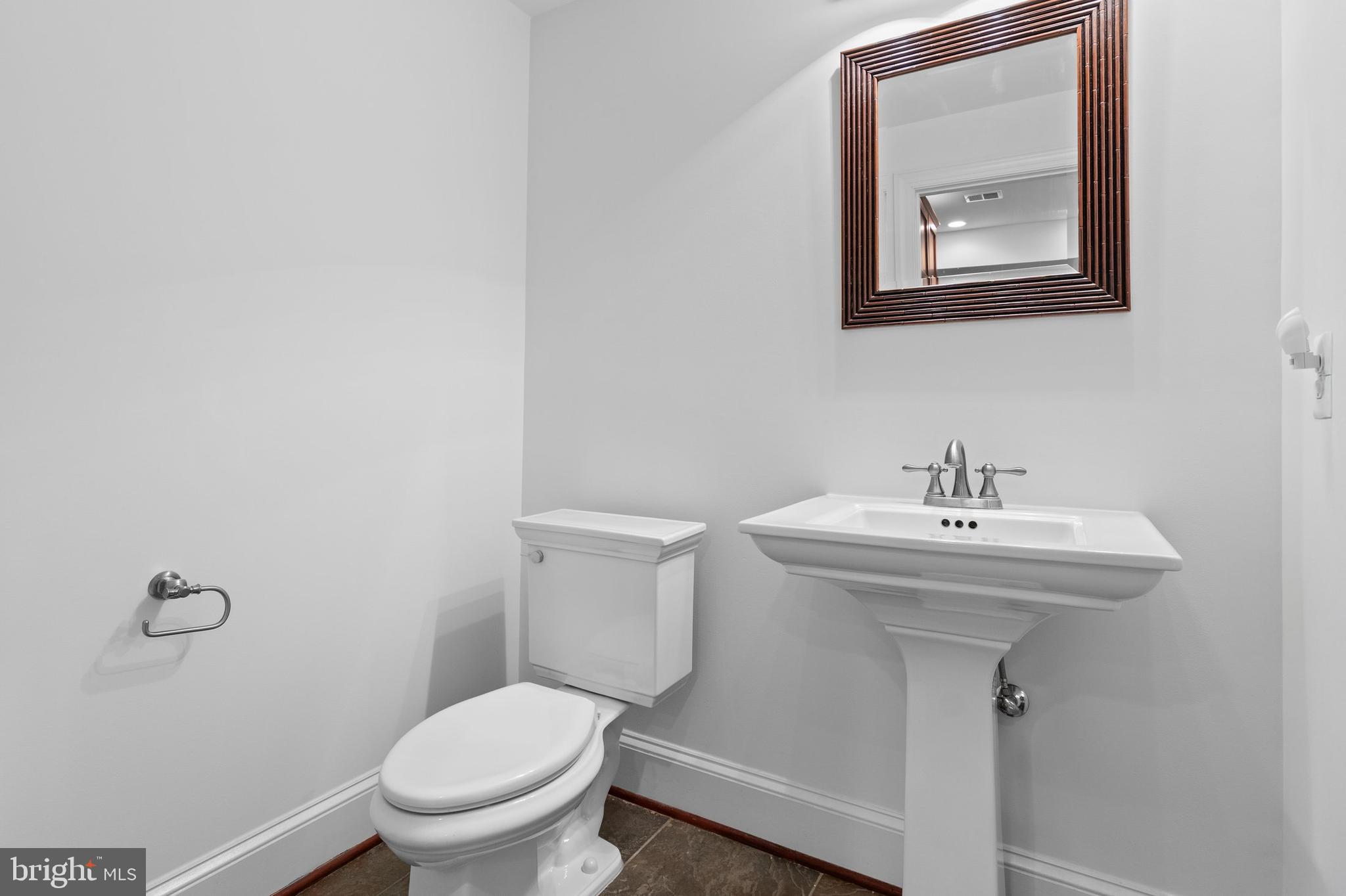 LONGMOOR FARM ESTATES - Residential