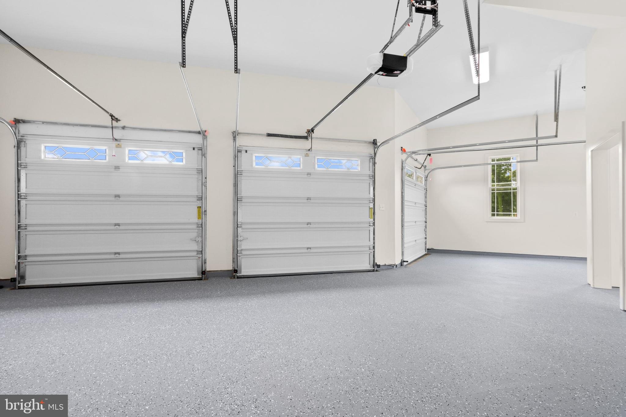 LONGMOOR FARM ESTATES - Residential