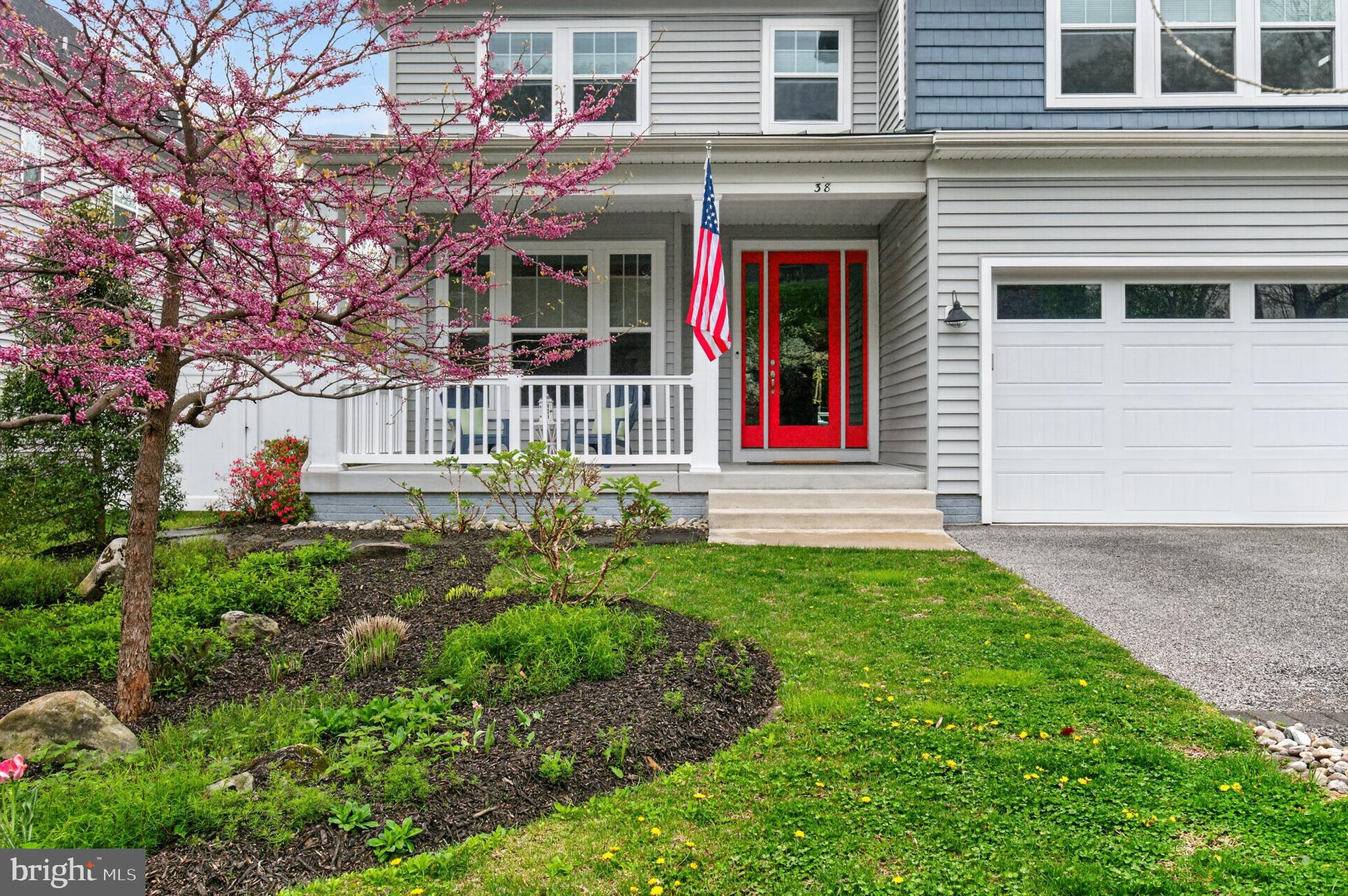 THE COVE - Residential