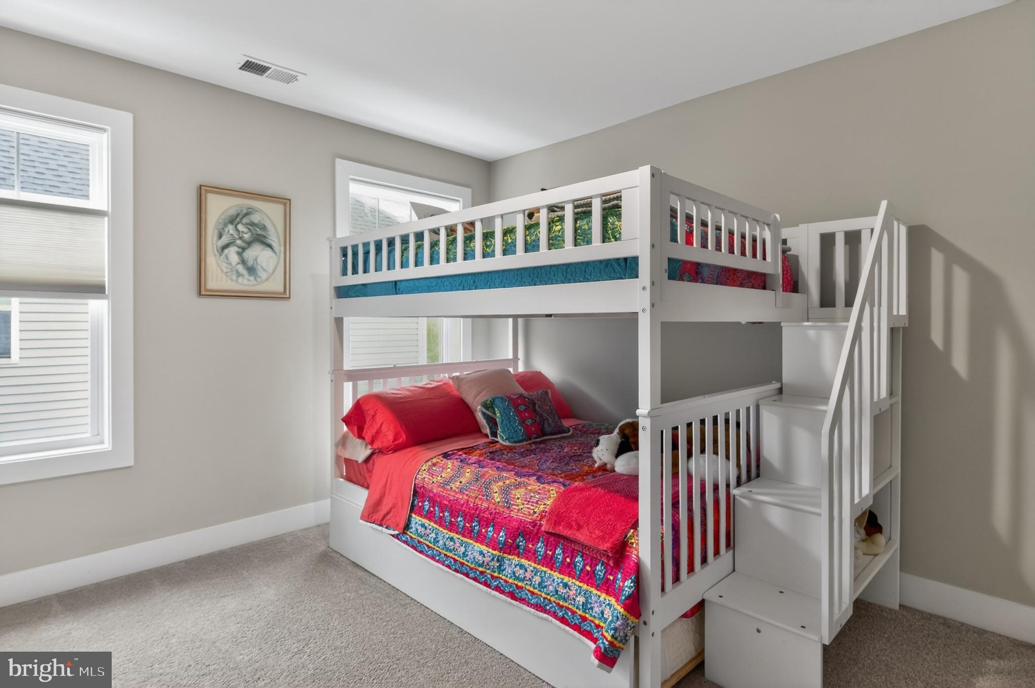 THE COVE - Residential