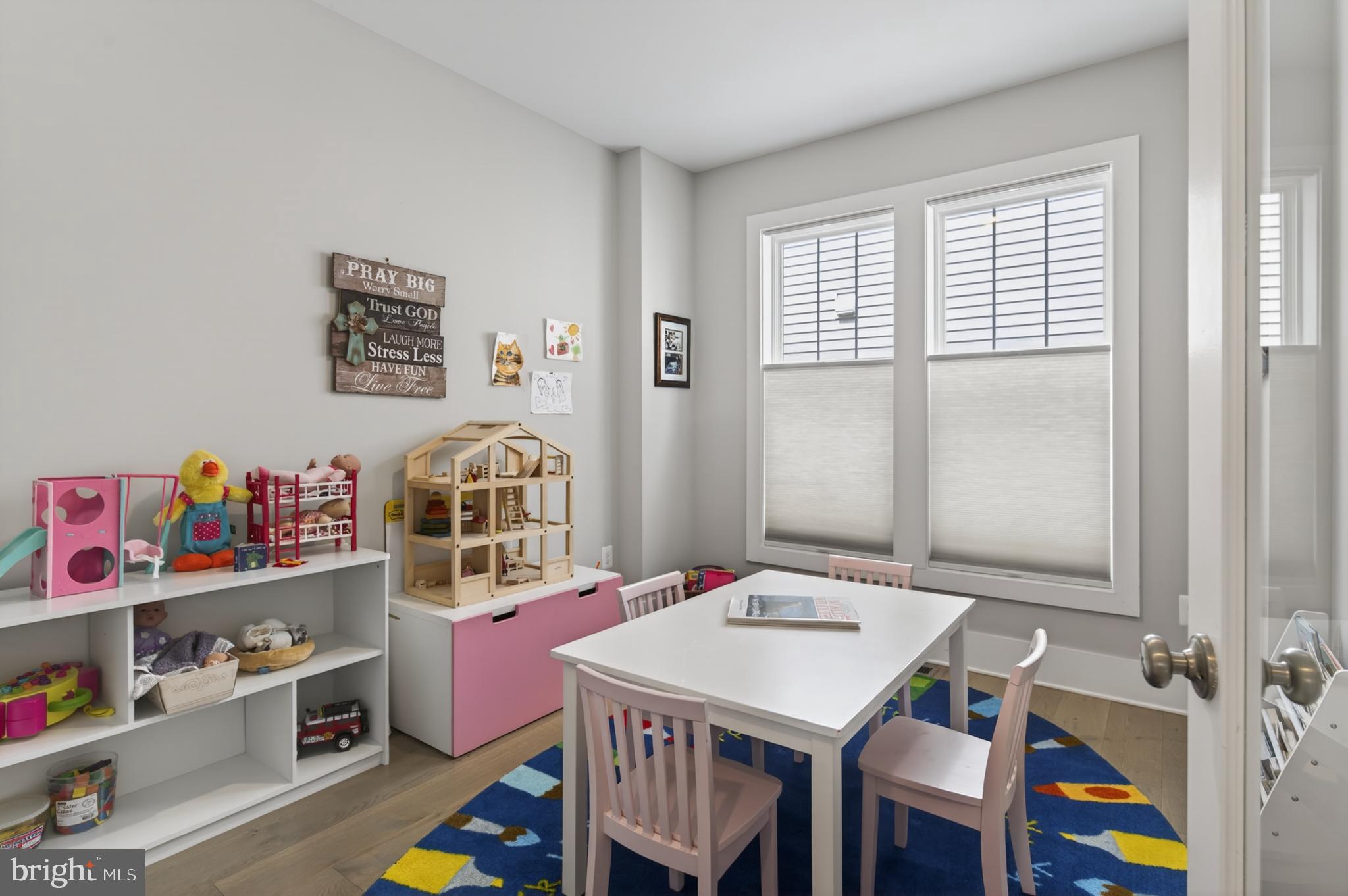 THE COVE - Residential