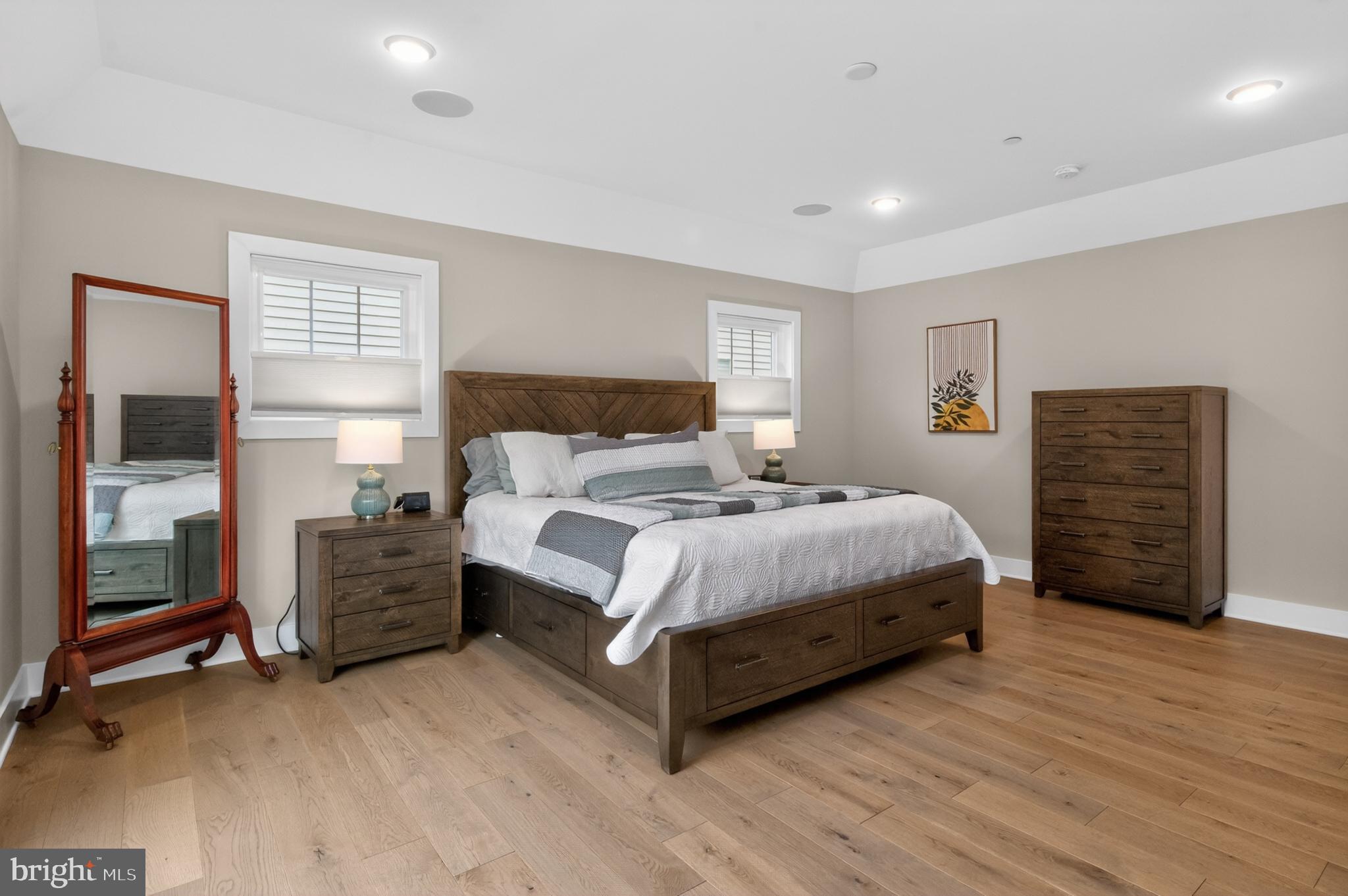 THE COVE - Residential