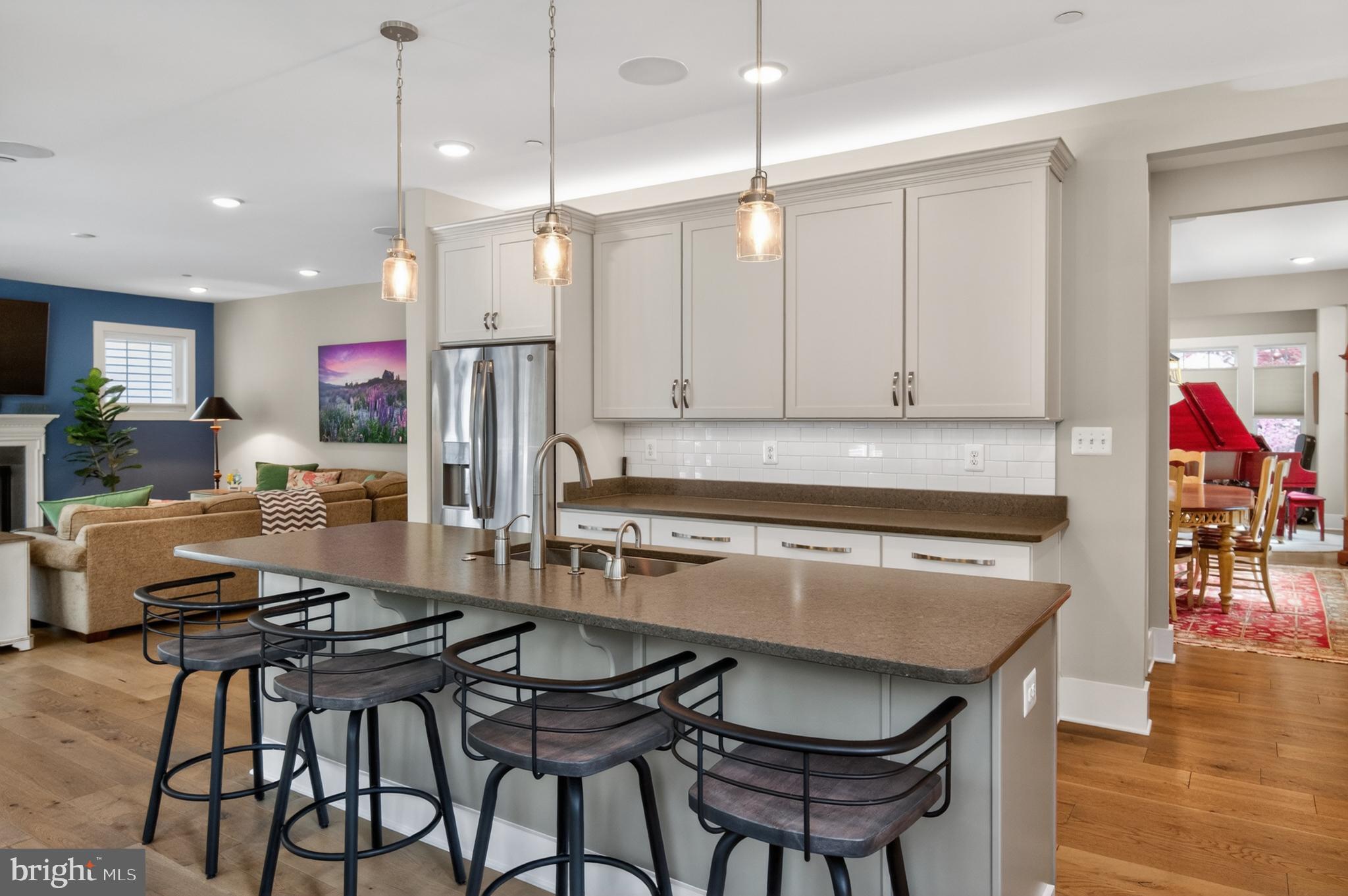 THE COVE - Residential