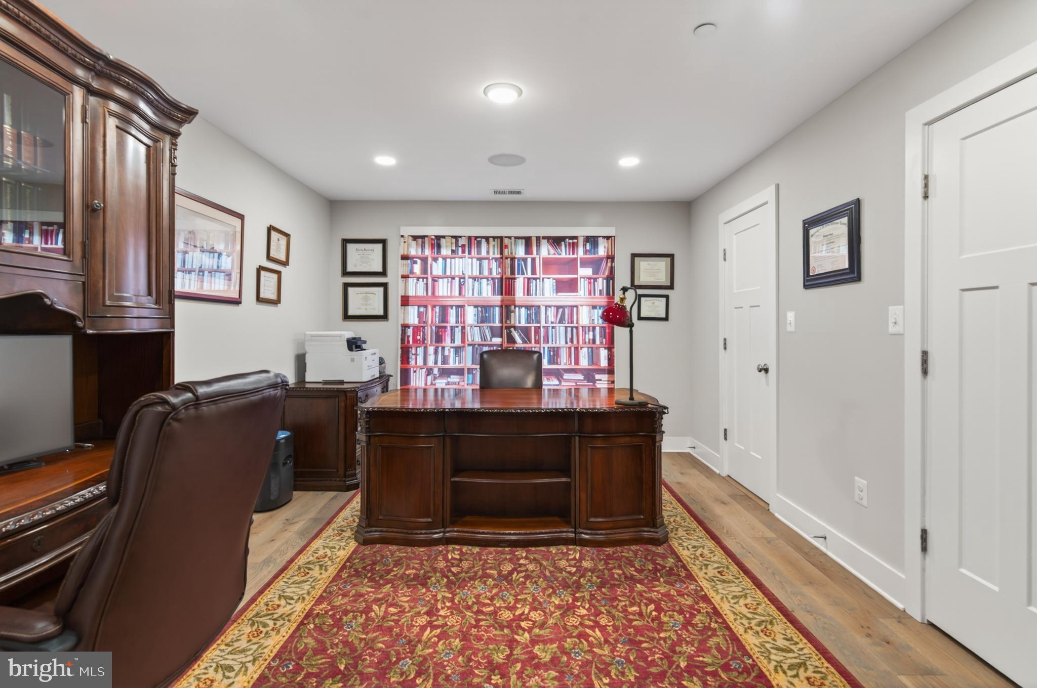 THE COVE - Residential