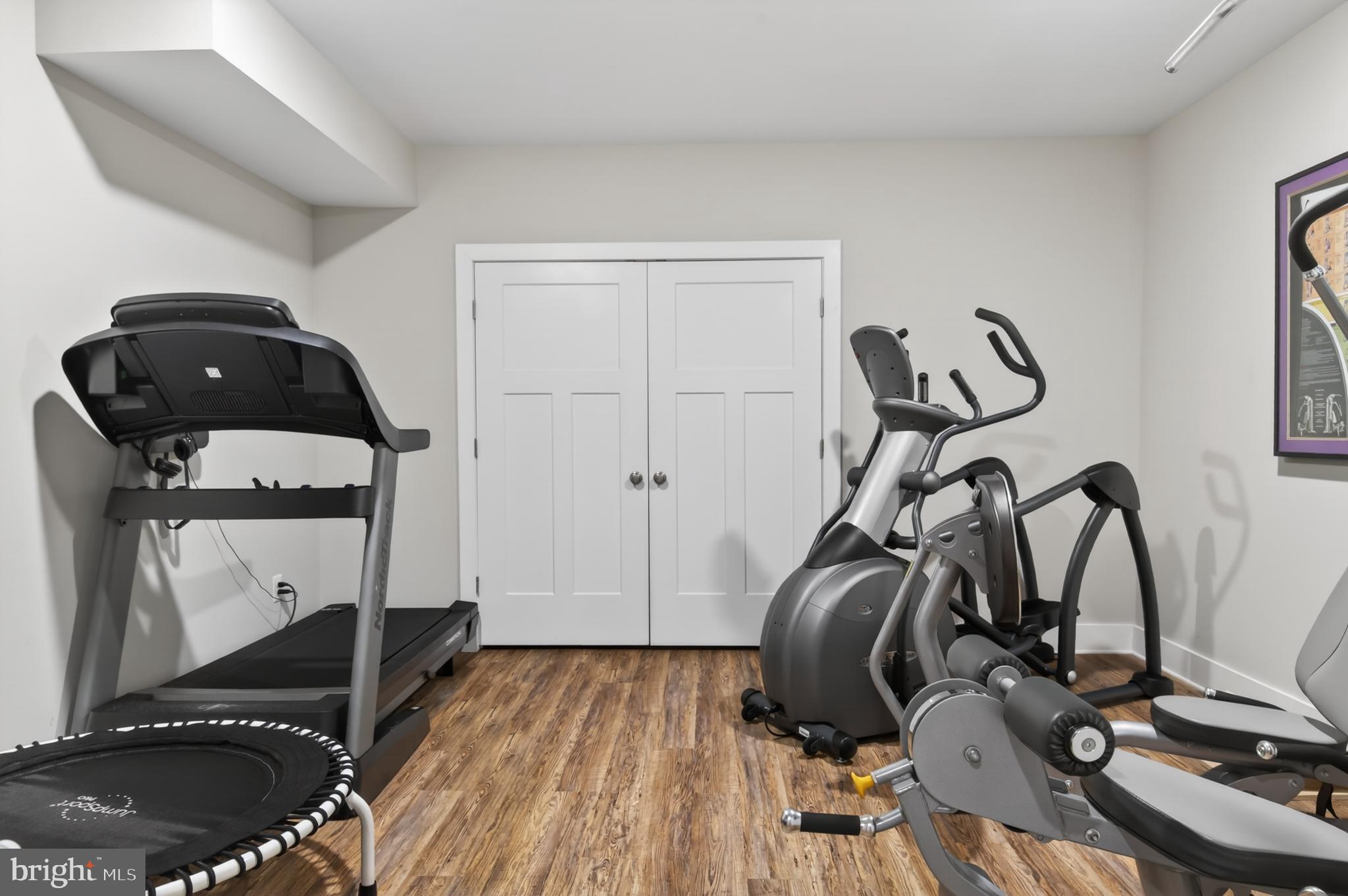 THE COVE - Residential