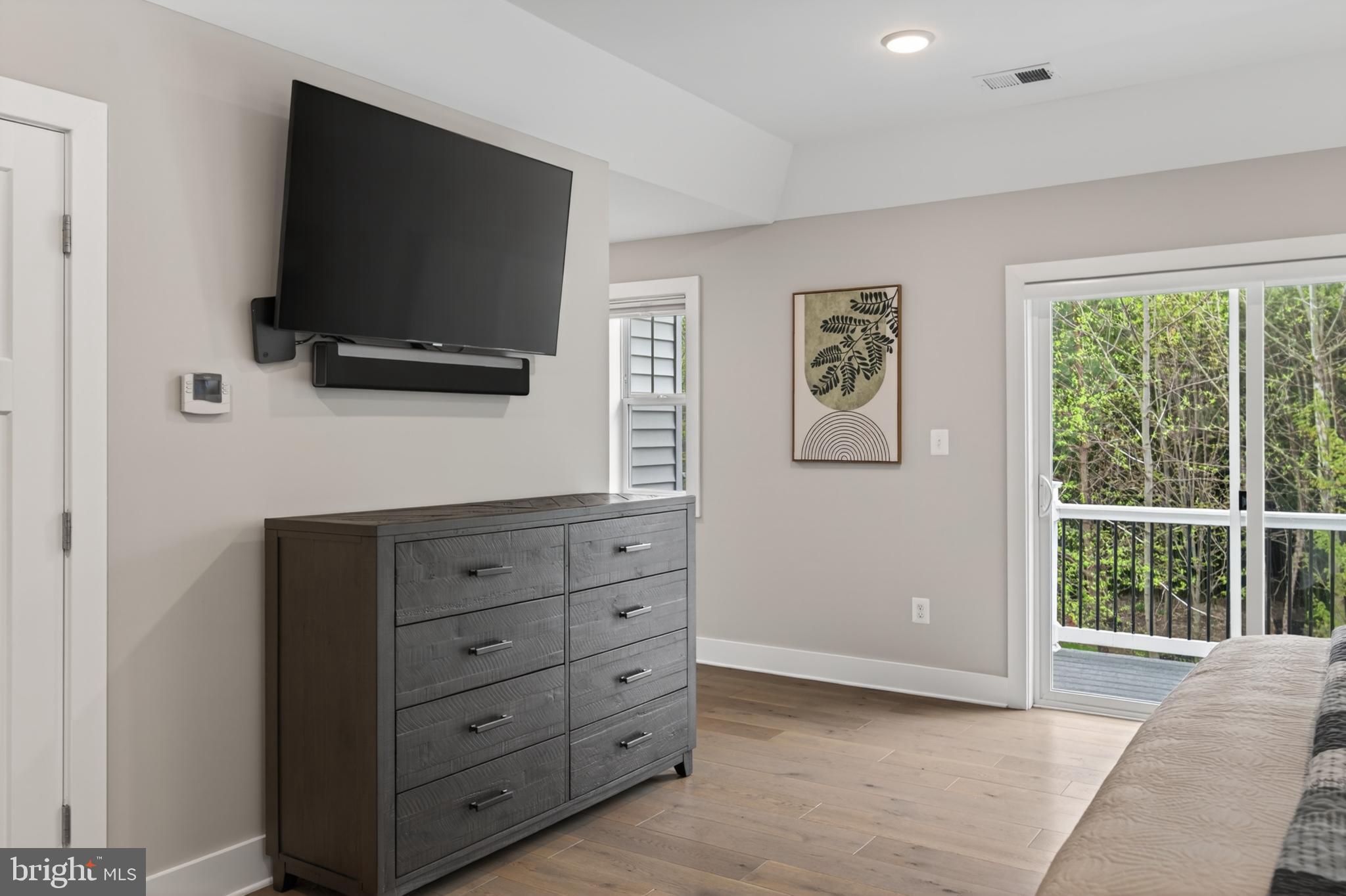 THE COVE - Residential