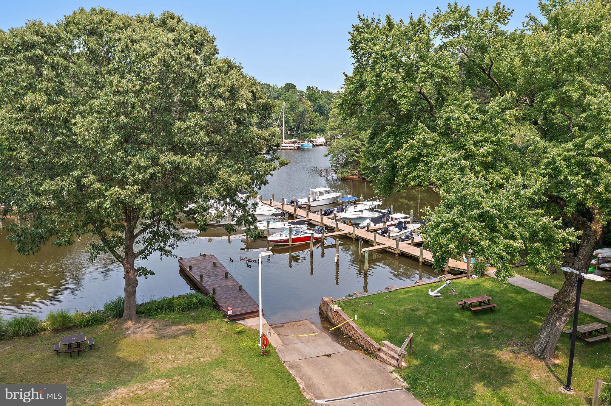 THE COVE - Residential