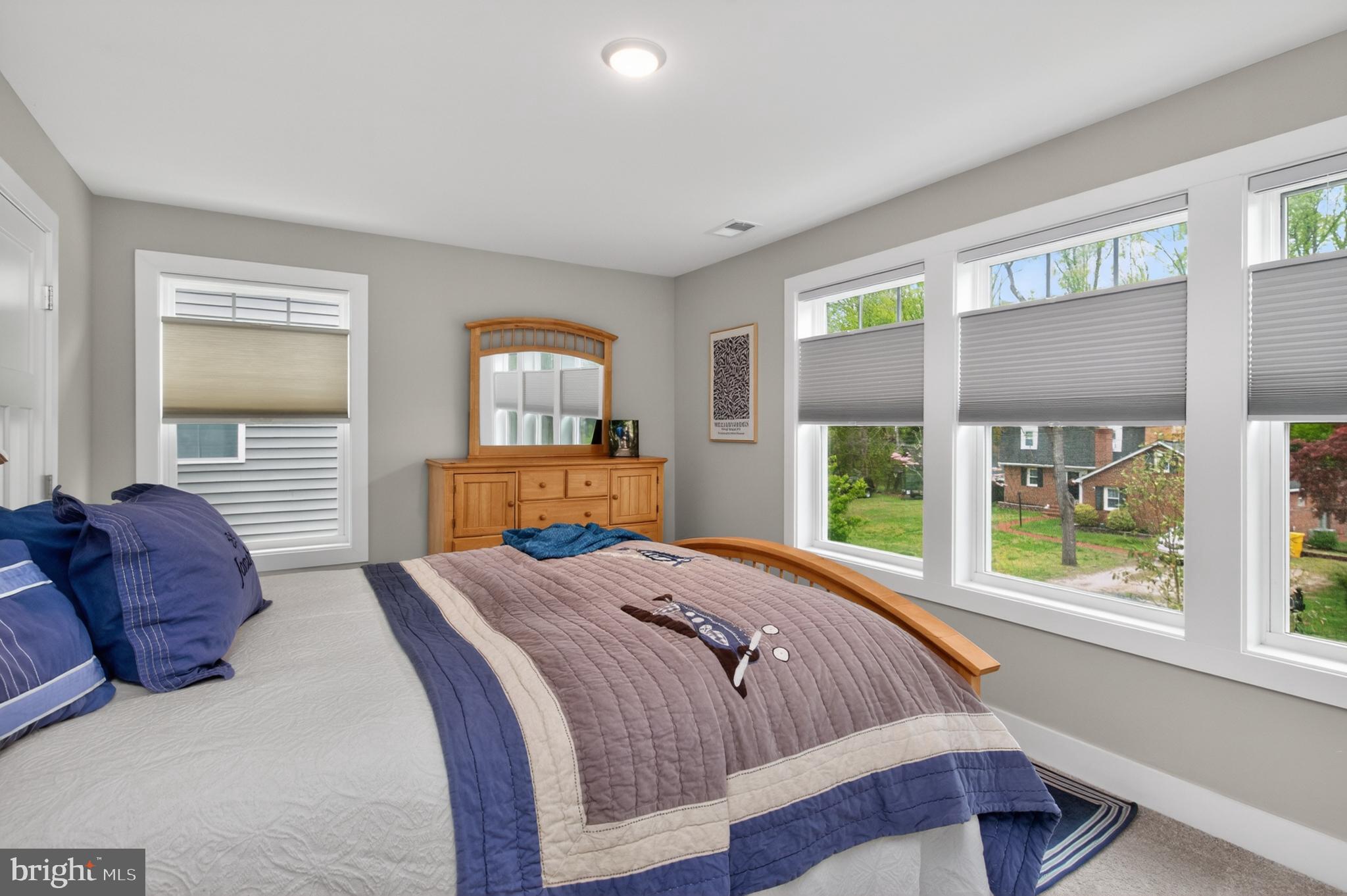 THE COVE - Residential