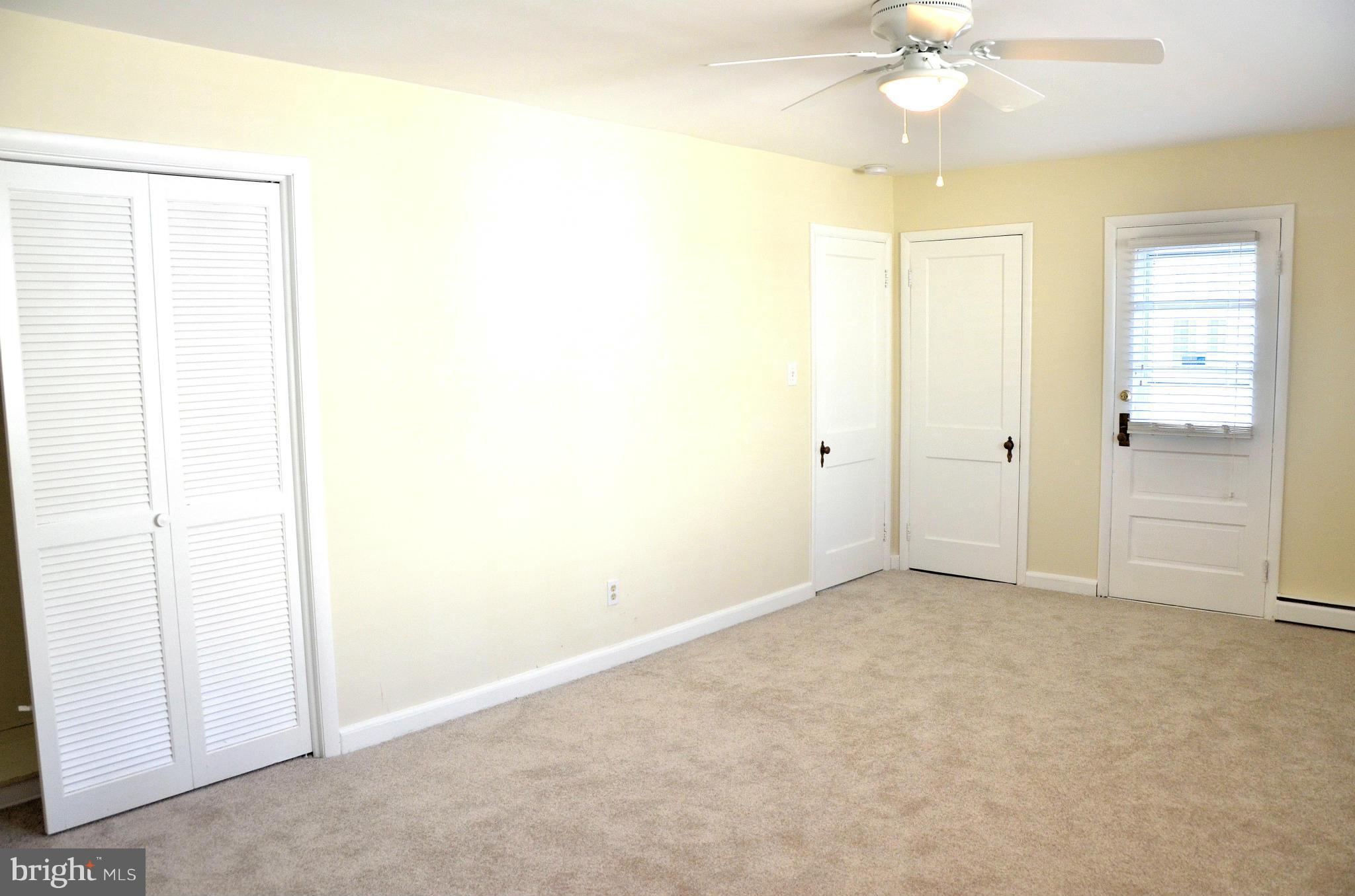 SAUNDERS POINT - Residential Lease