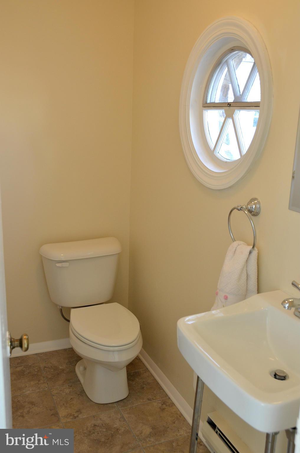 SAUNDERS POINT - Residential Lease