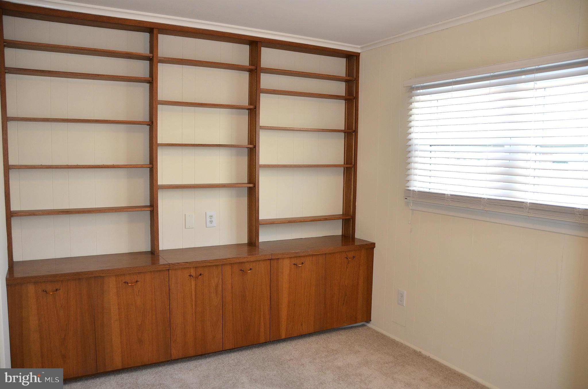 SAUNDERS POINT - Residential Lease