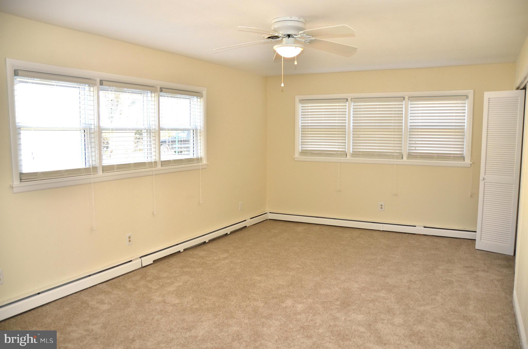 SAUNDERS POINT - Residential Lease