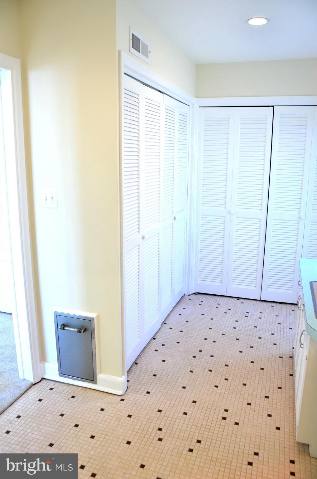 SAUNDERS POINT - Residential Lease