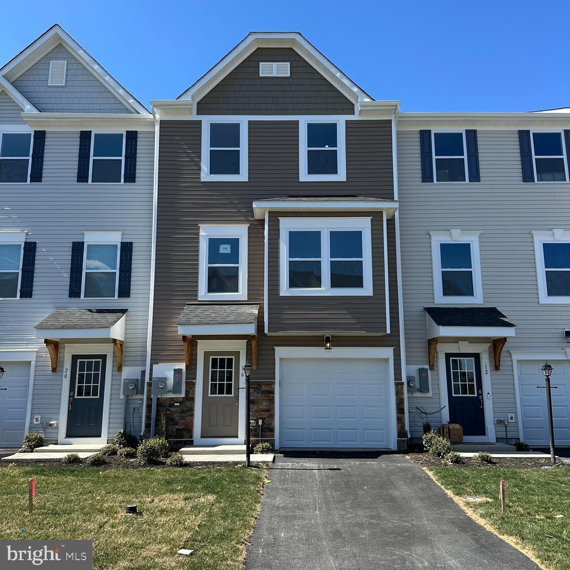 SOUTH BROOK - Residential