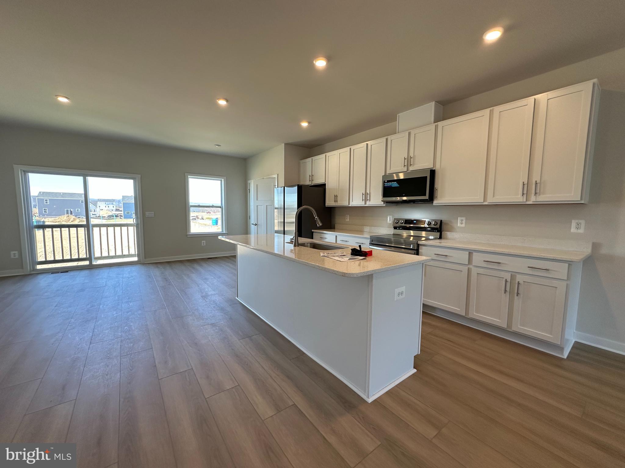 SOUTH BROOK - Residential