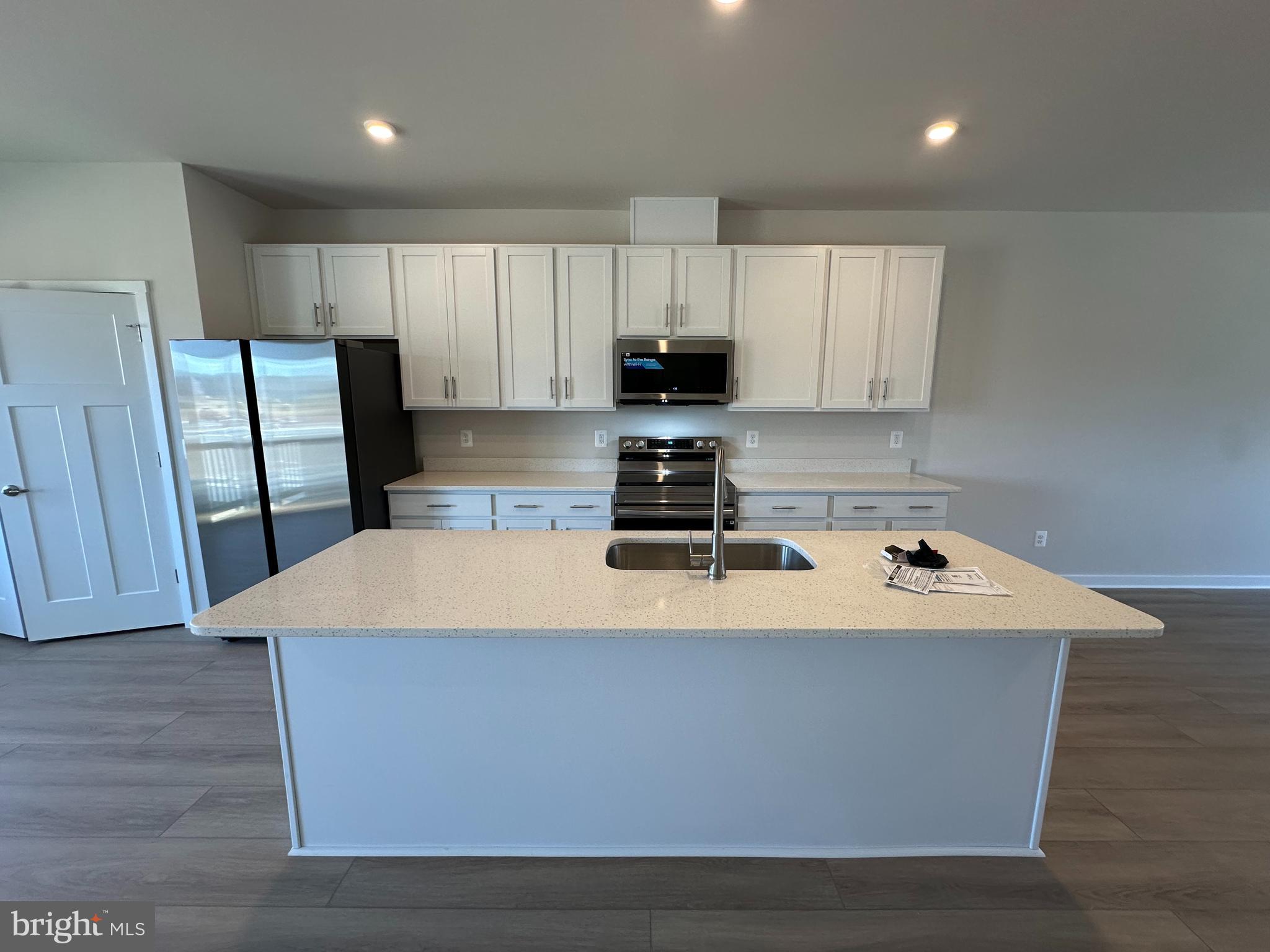 SOUTH BROOK - Residential