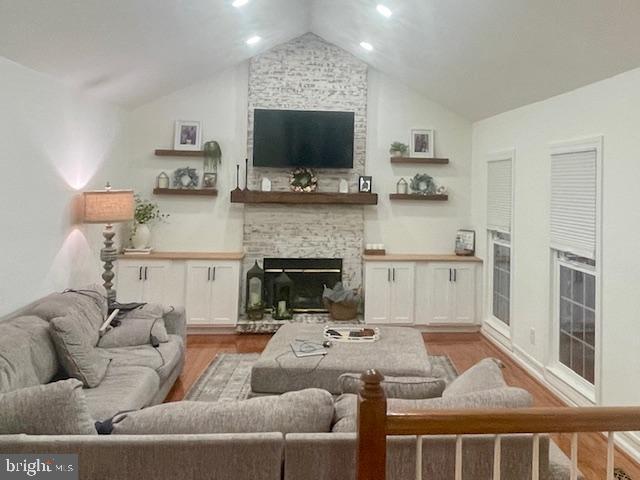9521 VINNIA COURT