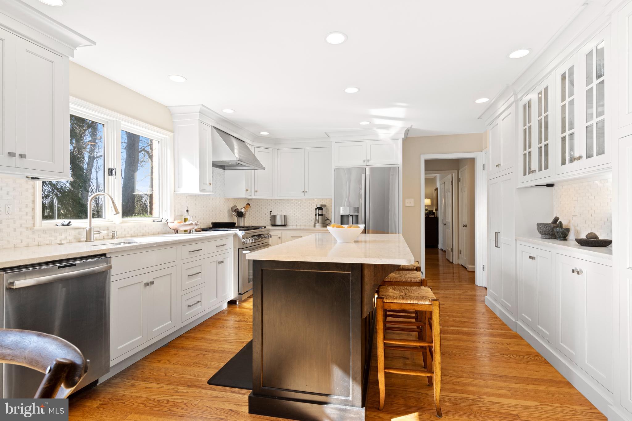 WEIRWOOD - Residential