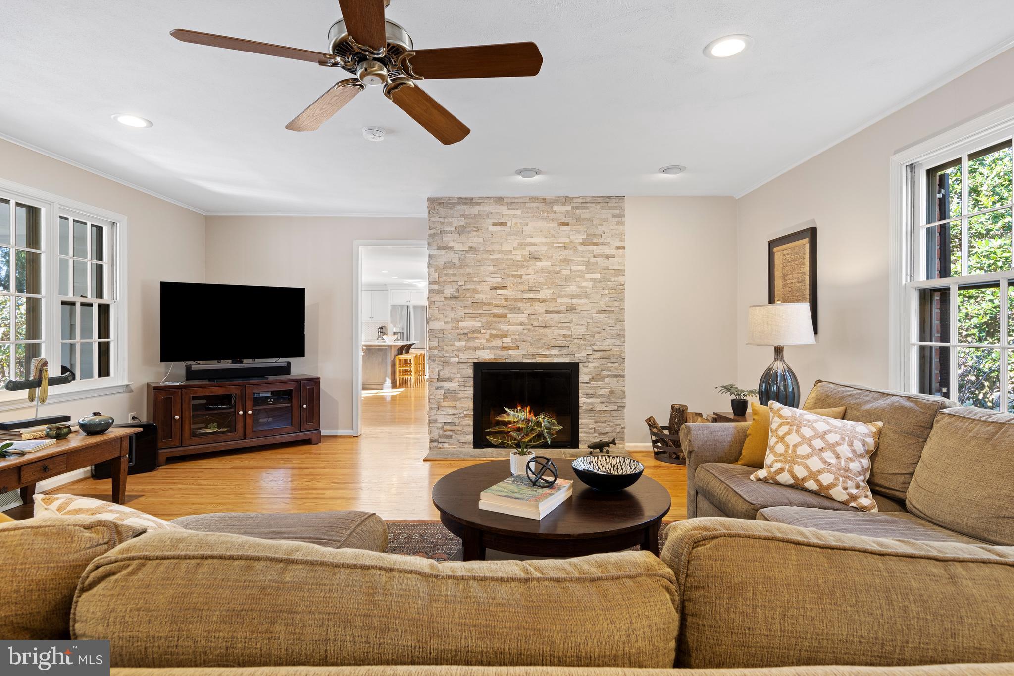 WEIRWOOD - Residential