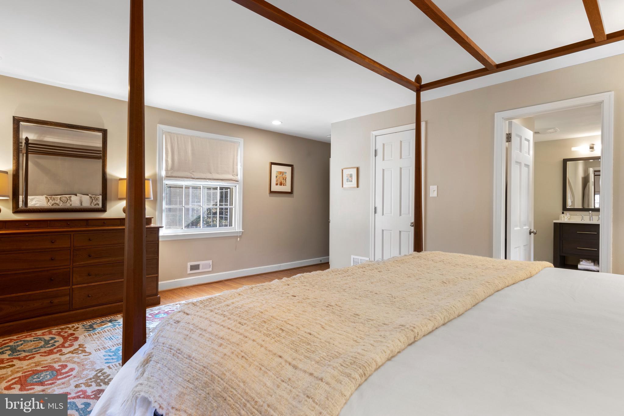 WEIRWOOD - Residential