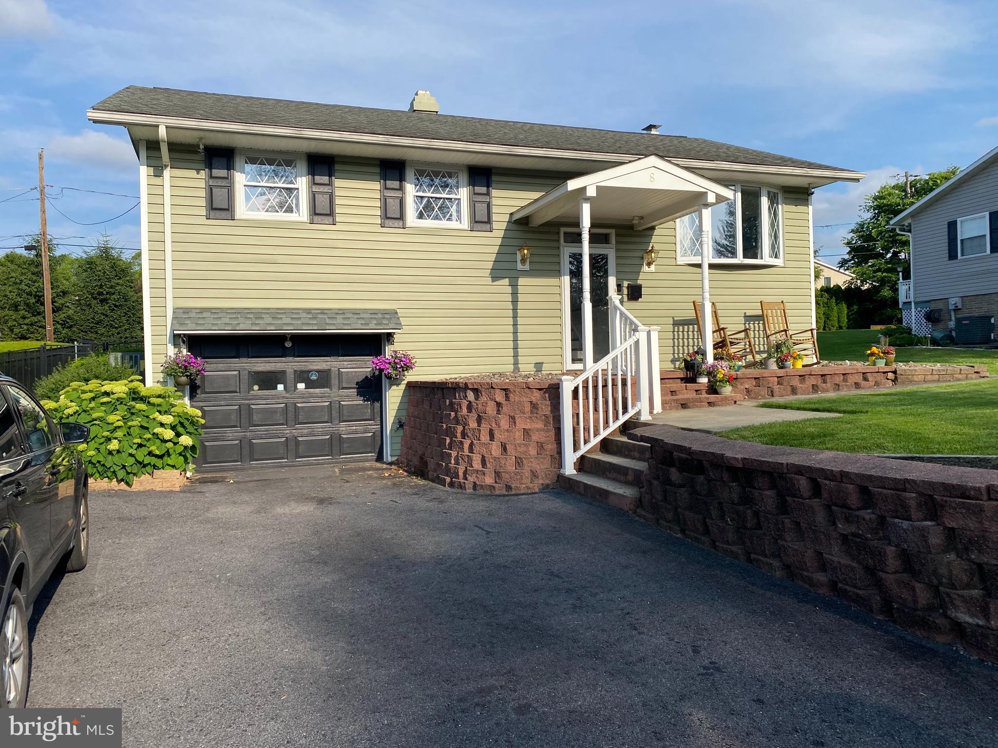 8 CHERRYWOOD ROAD