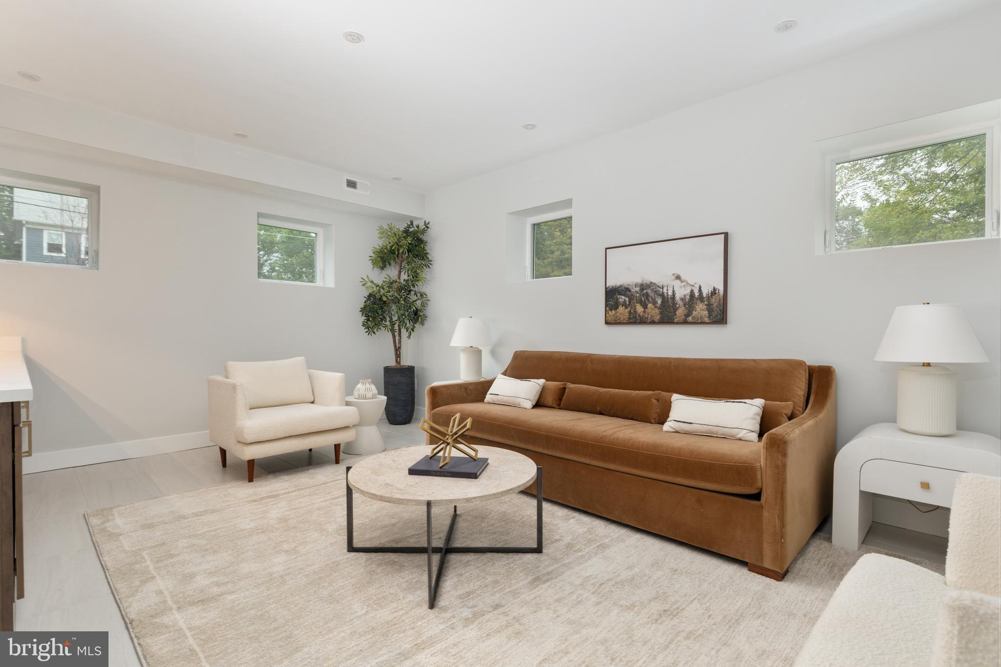 ORCHARD CREST - Residential