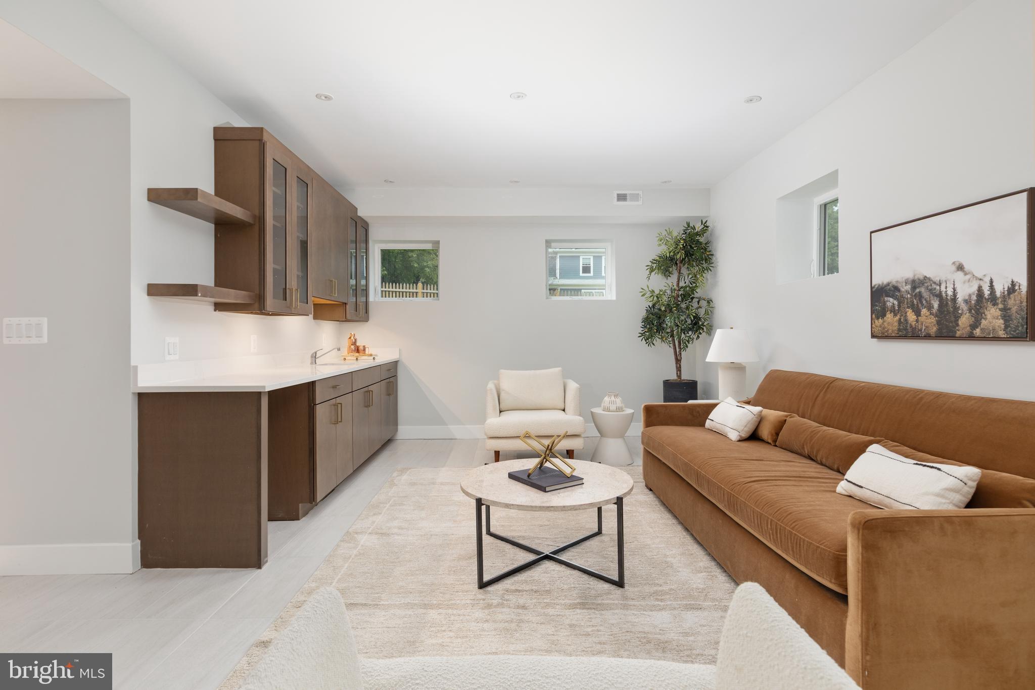 ORCHARD CREST - Residential