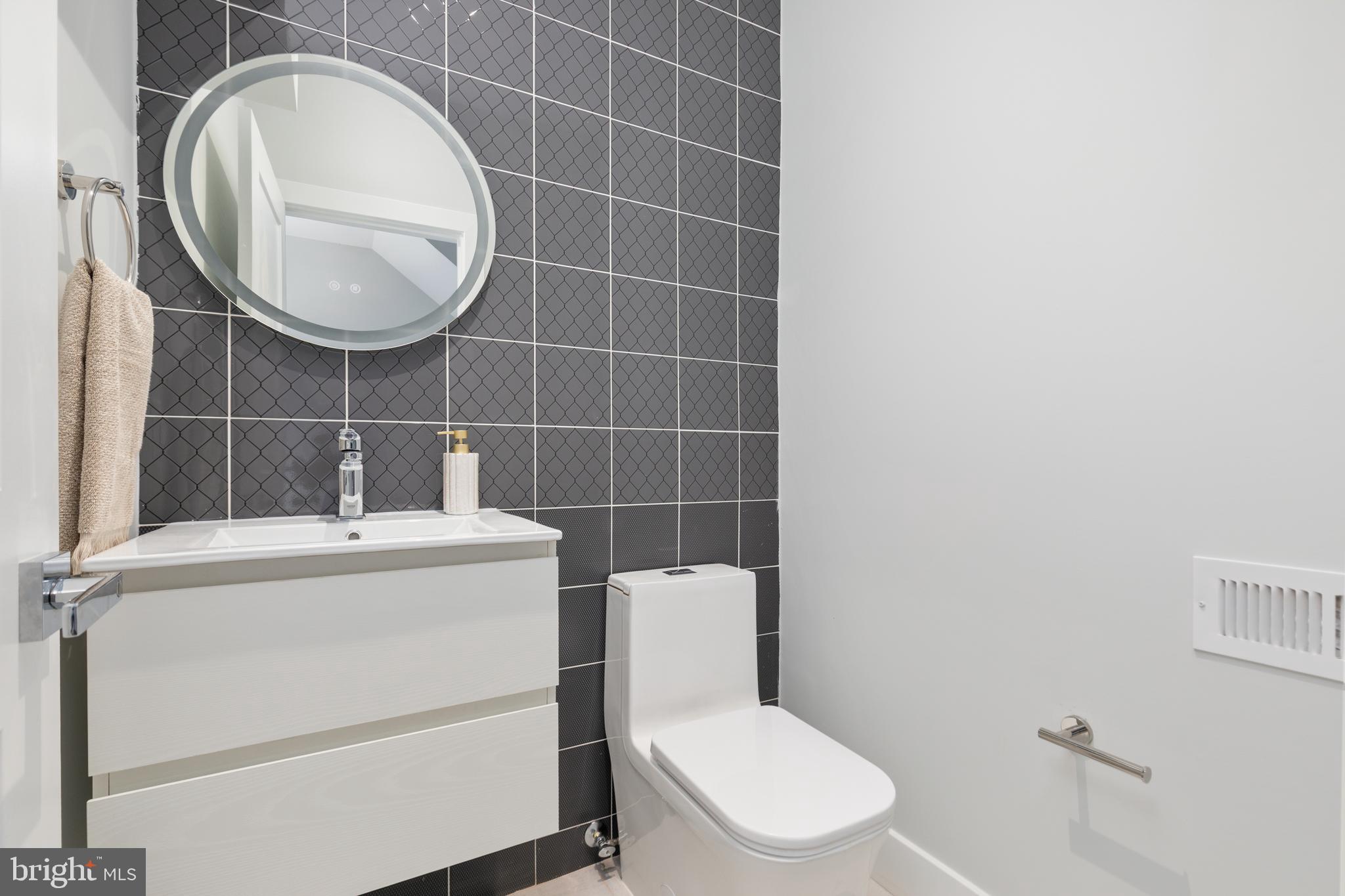 ORCHARD CREST - Residential