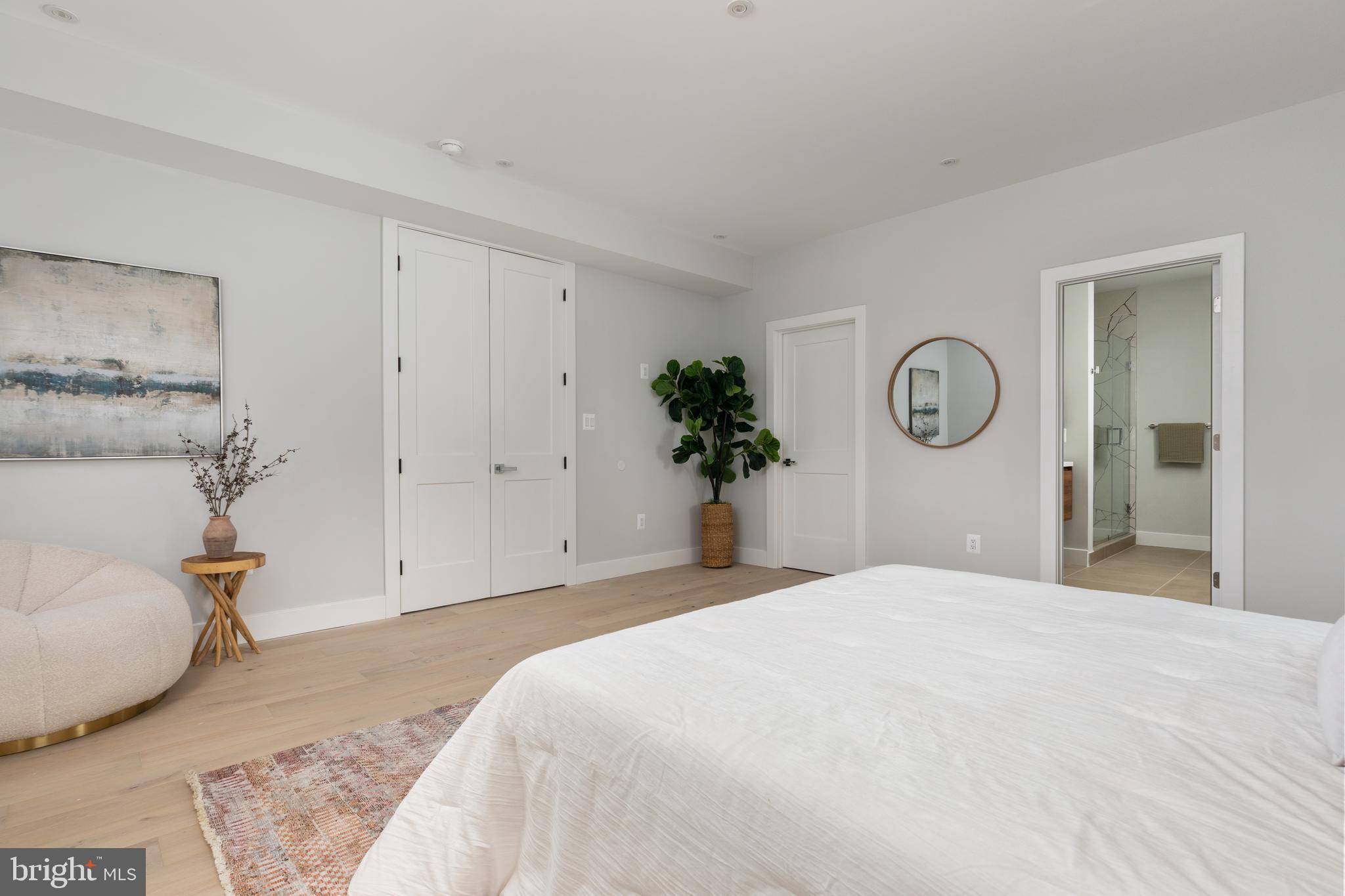 ORCHARD CREST - Residential