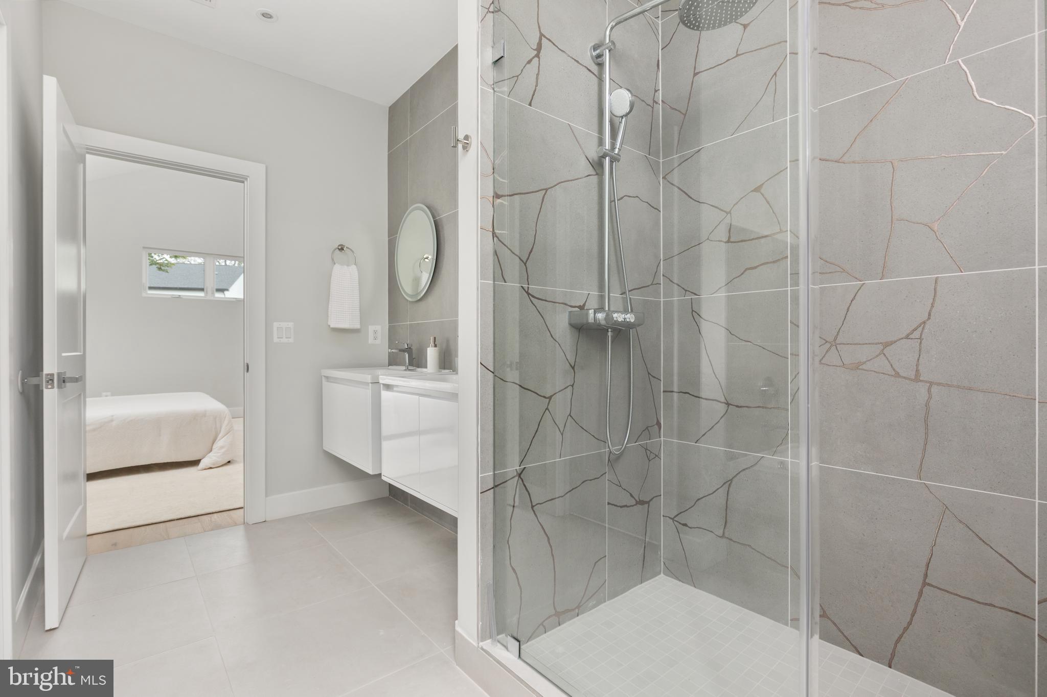 ORCHARD CREST - Residential