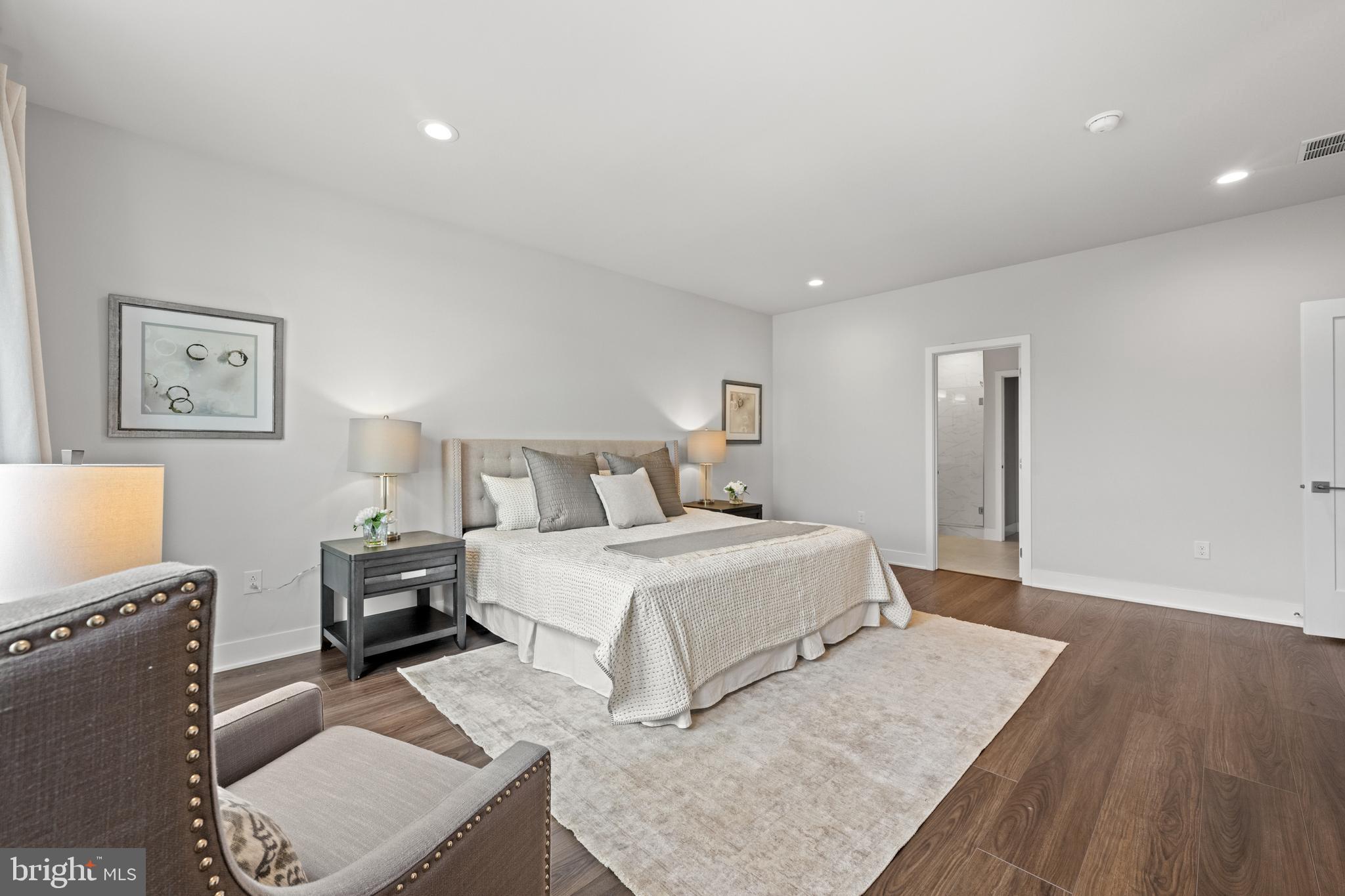 OVERLOOK AT TOWN CENTER - Residential