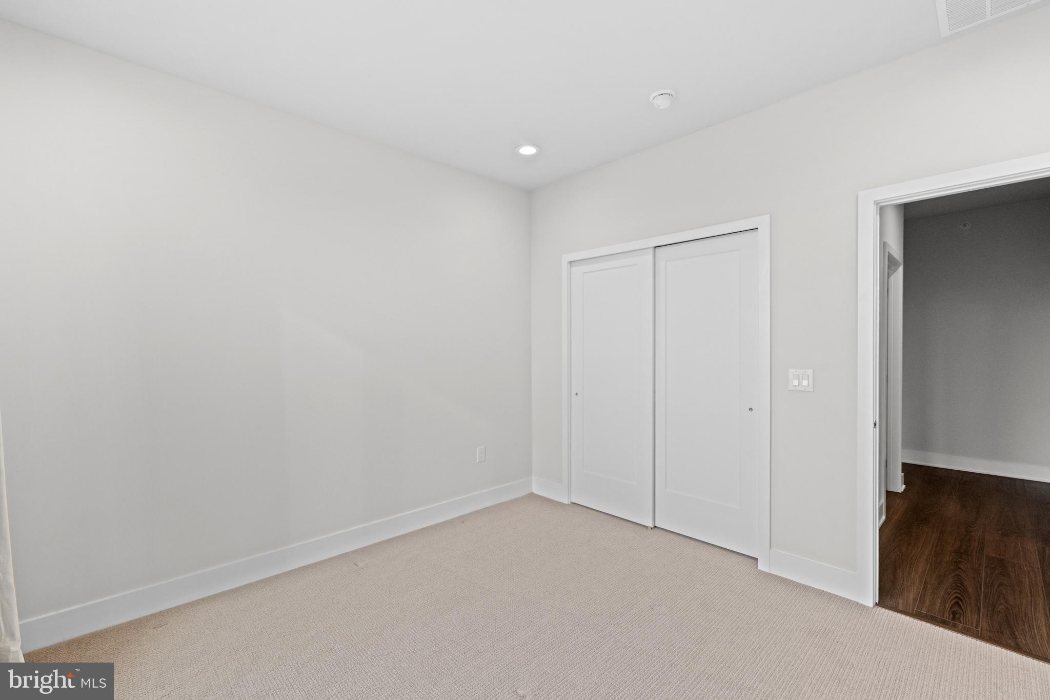 OVERLOOK AT TOWN CENTER - Residential