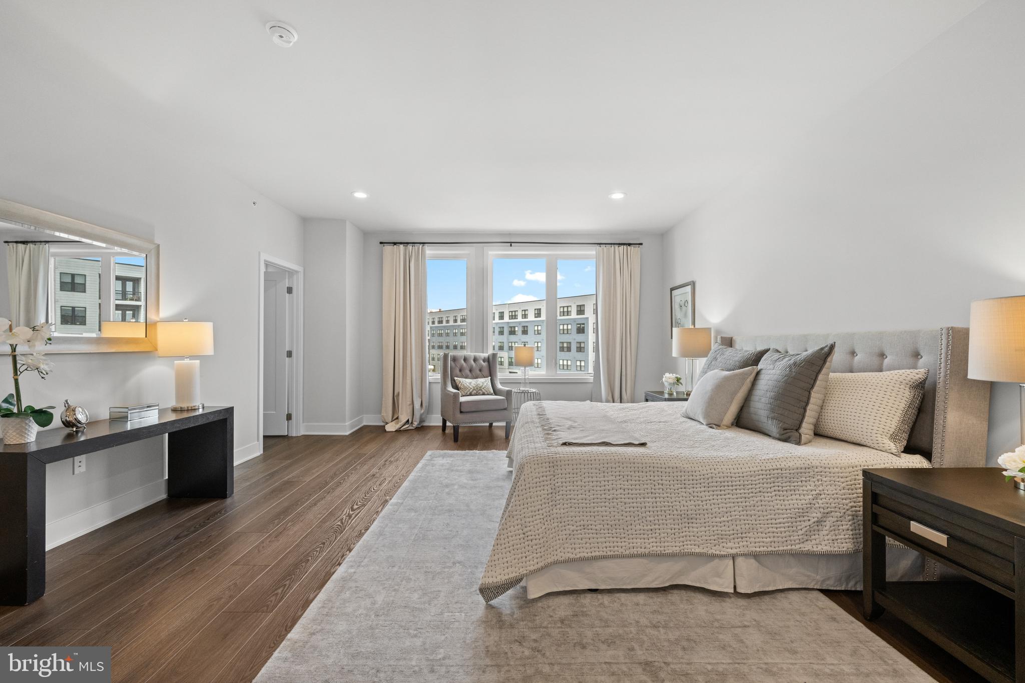 OVERLOOK AT TOWN CENTER - Residential