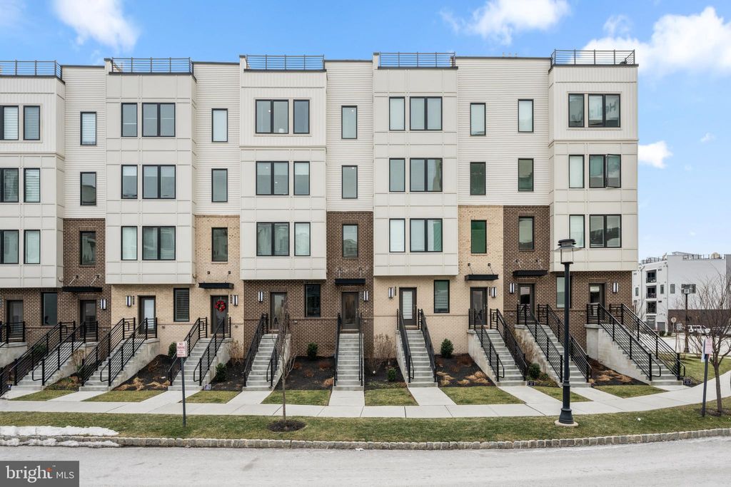 Photo of 910 Laurens Alley, KING OF PRUSSIA, PA 19406 (MLS # PAMC2165186)