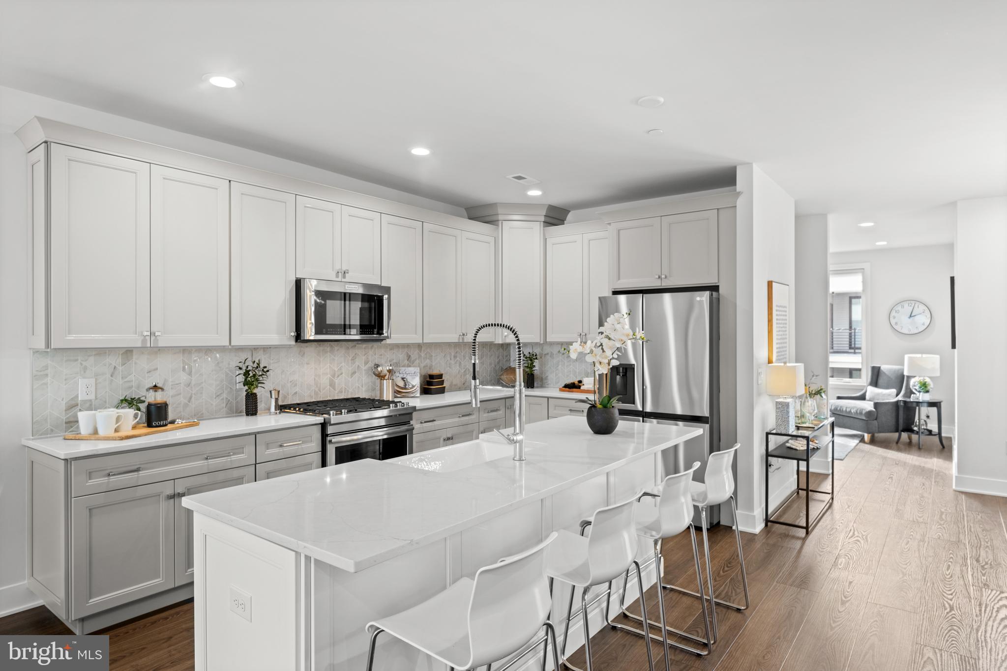 OVERLOOK AT TOWN CENTER - Residential