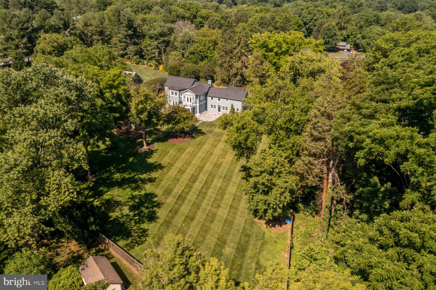 BROOKEVILLE KNOLLS - Residential