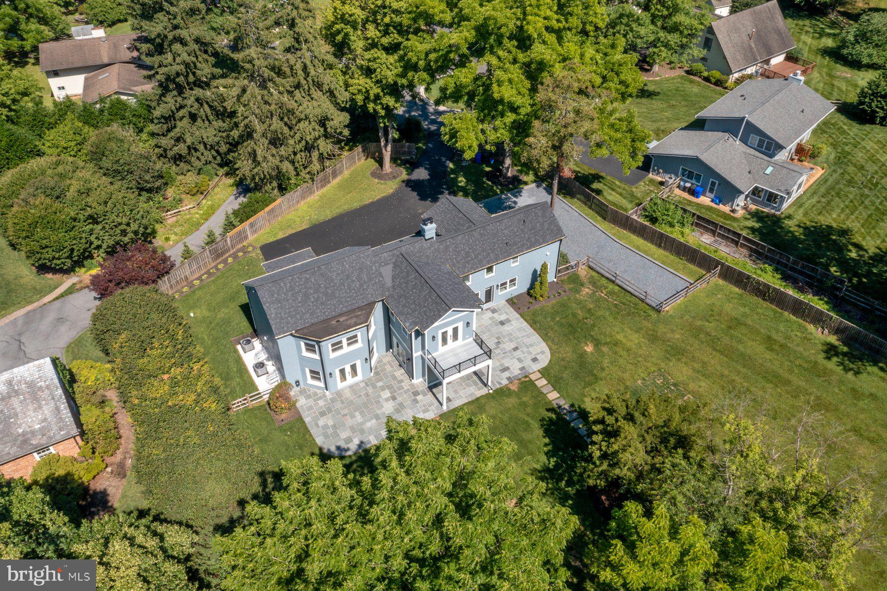 BROOKEVILLE KNOLLS - Residential