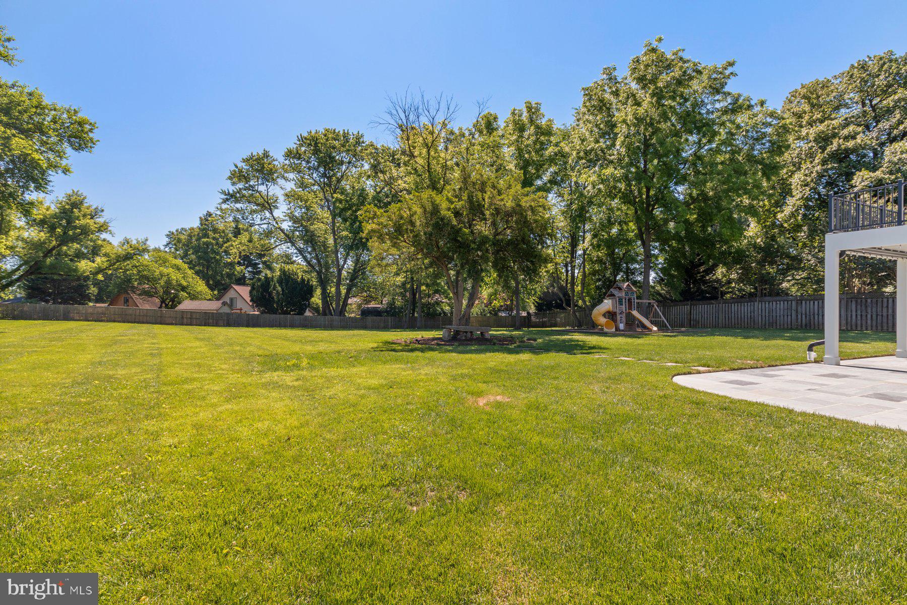 BROOKEVILLE KNOLLS - Residential