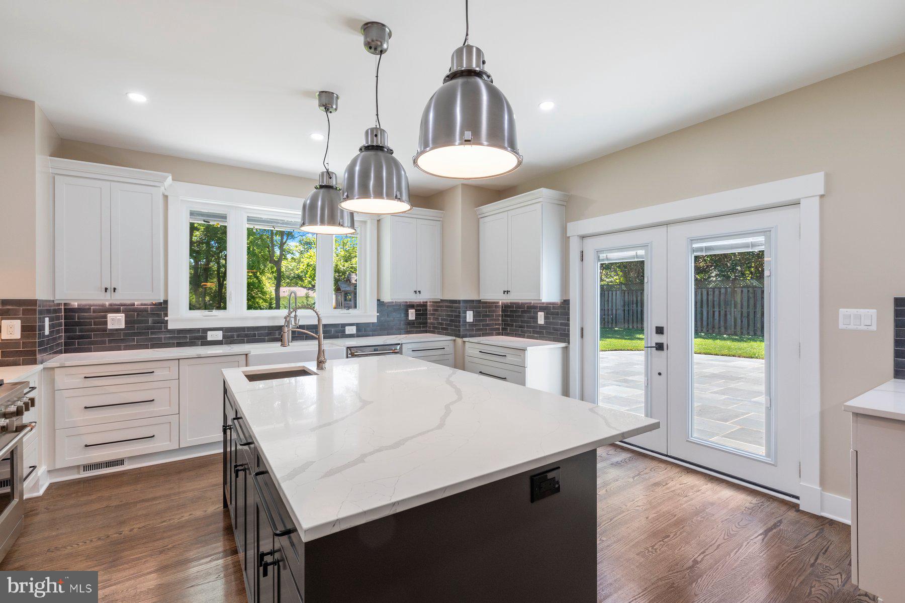 BROOKEVILLE KNOLLS - Residential