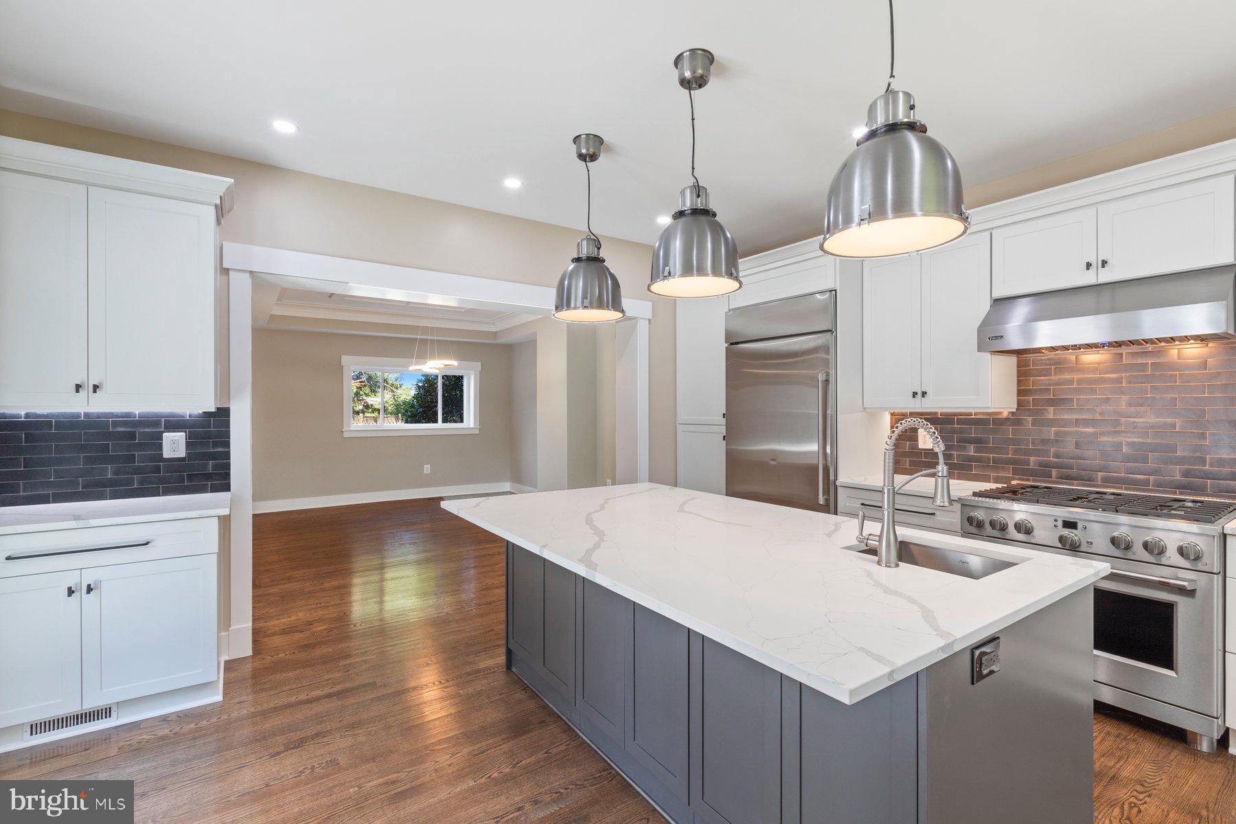 BROOKEVILLE KNOLLS - Residential