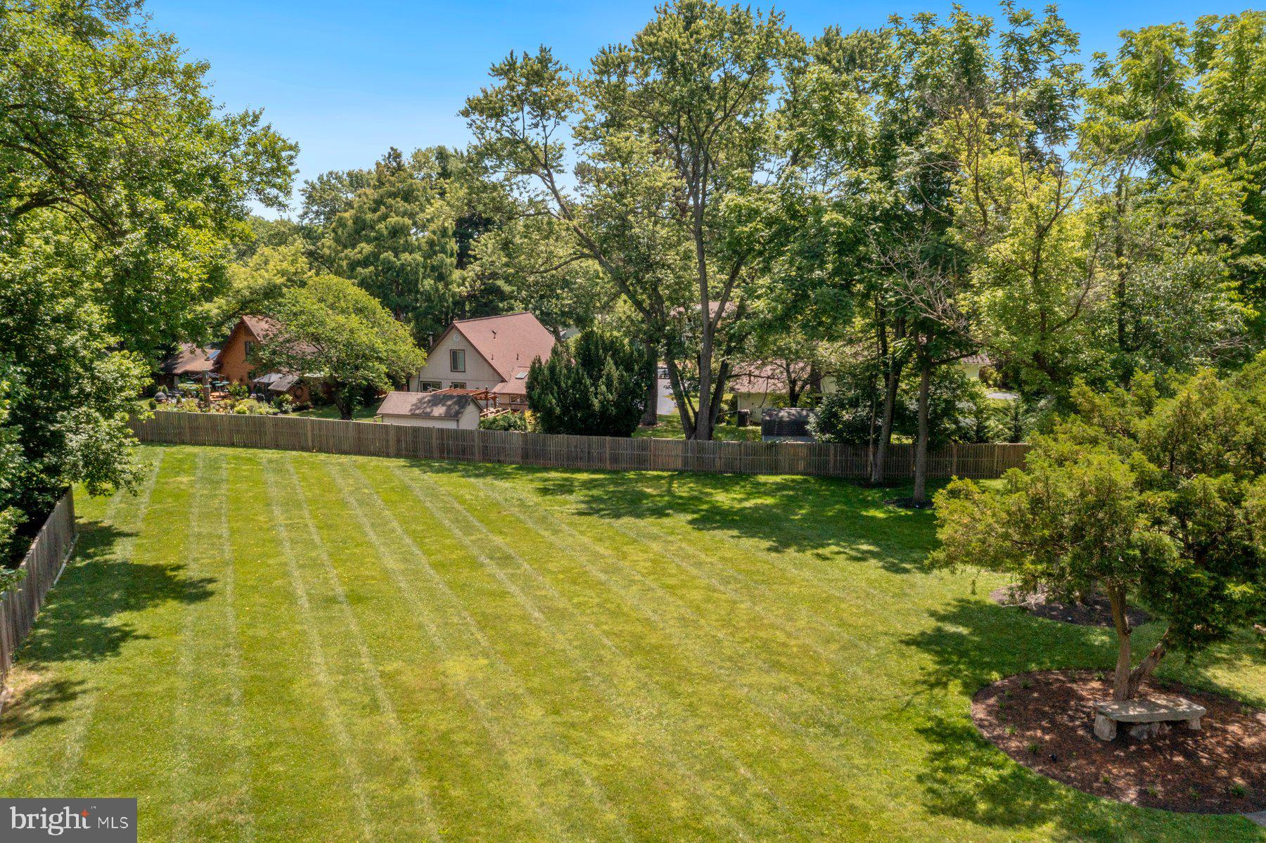 BROOKEVILLE KNOLLS - Residential