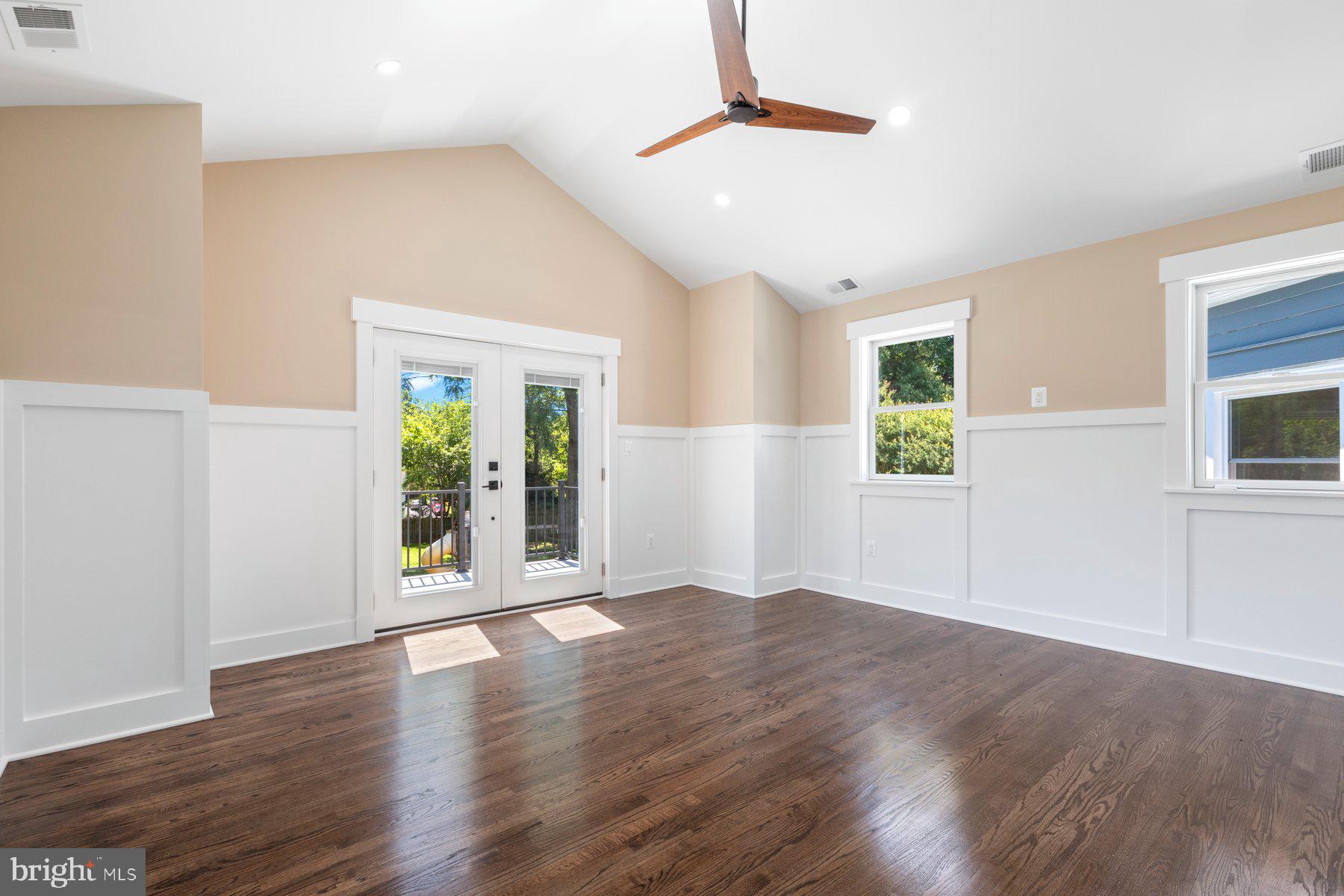 BROOKEVILLE KNOLLS - Residential