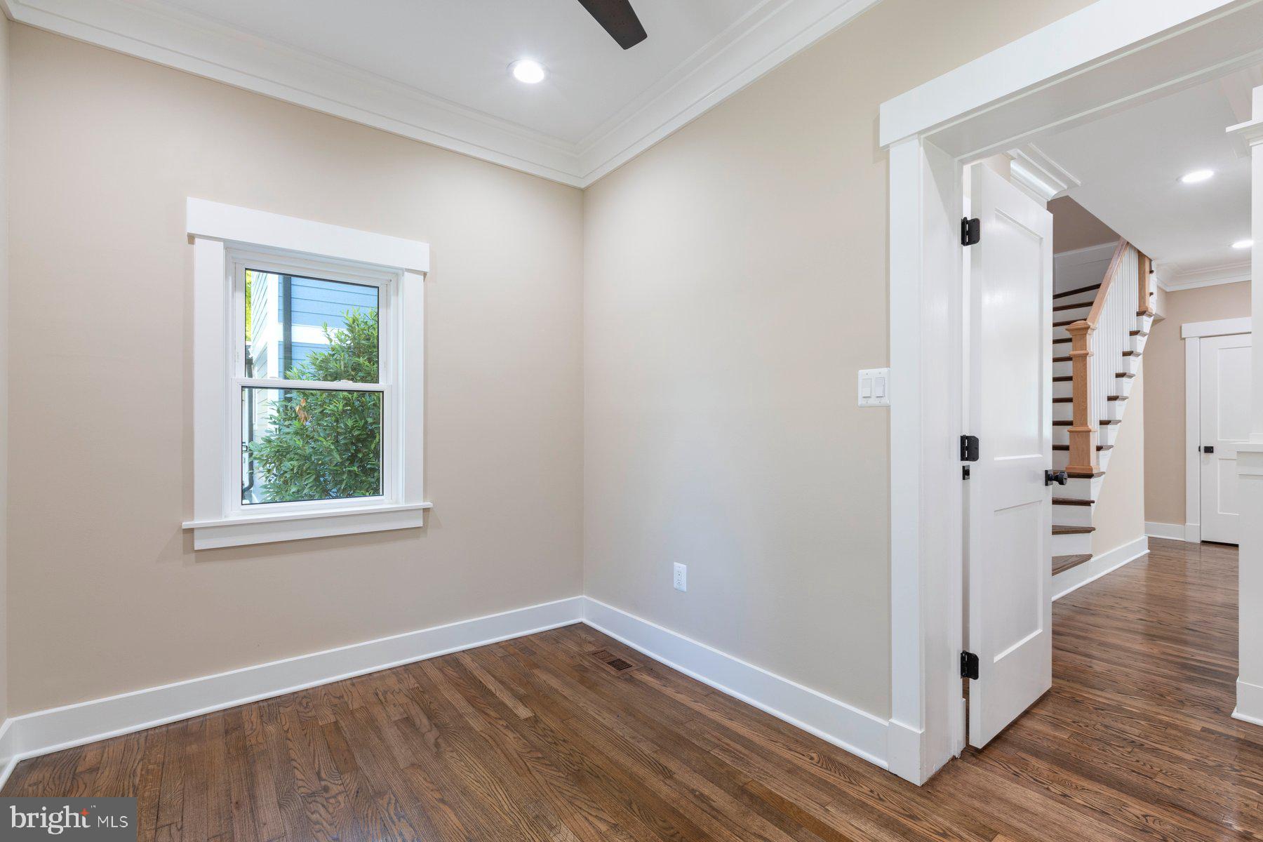 BROOKEVILLE KNOLLS - Residential